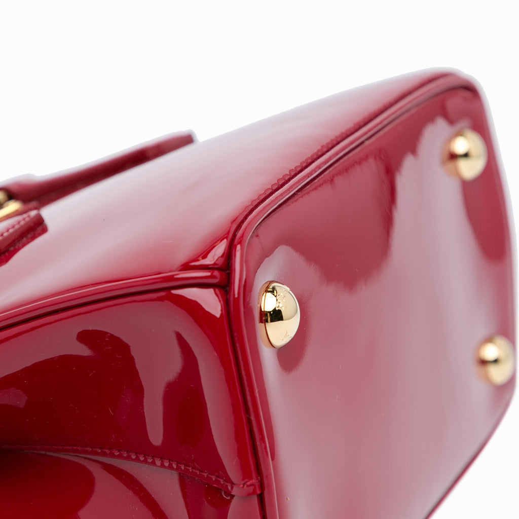 Prada Mini Patent Galleria Double Zip Satchel (SHG-pRGtU5)
