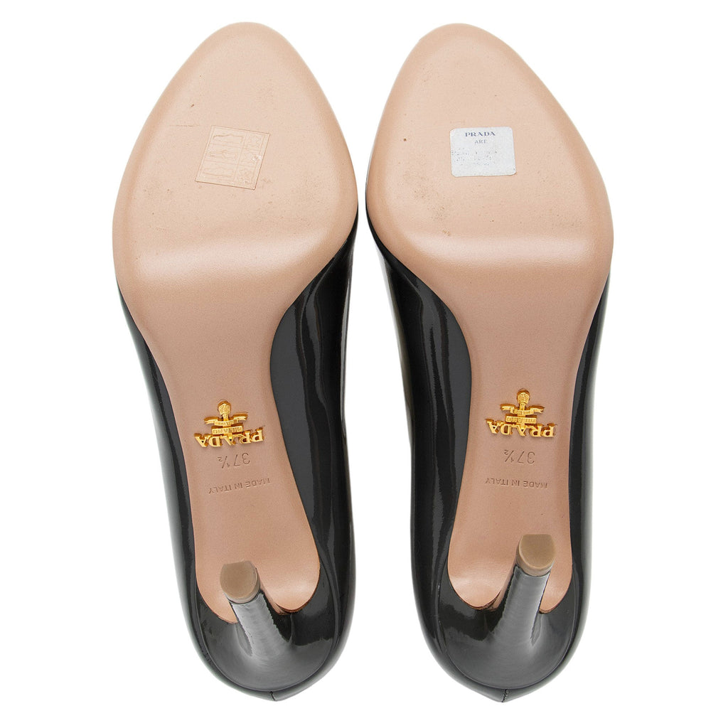Prada Patent Leather Pumps - Size 7.5 / 37.5 (SHF-iVZkj8)