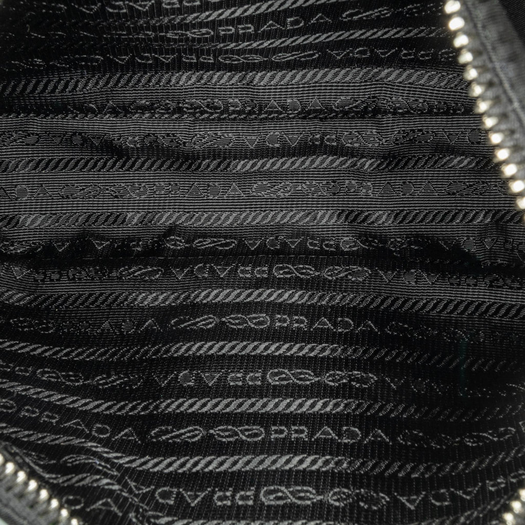 Prada Re-Nylon Re-Edition 2005 Shoulder Bag (SHG-27cubM)