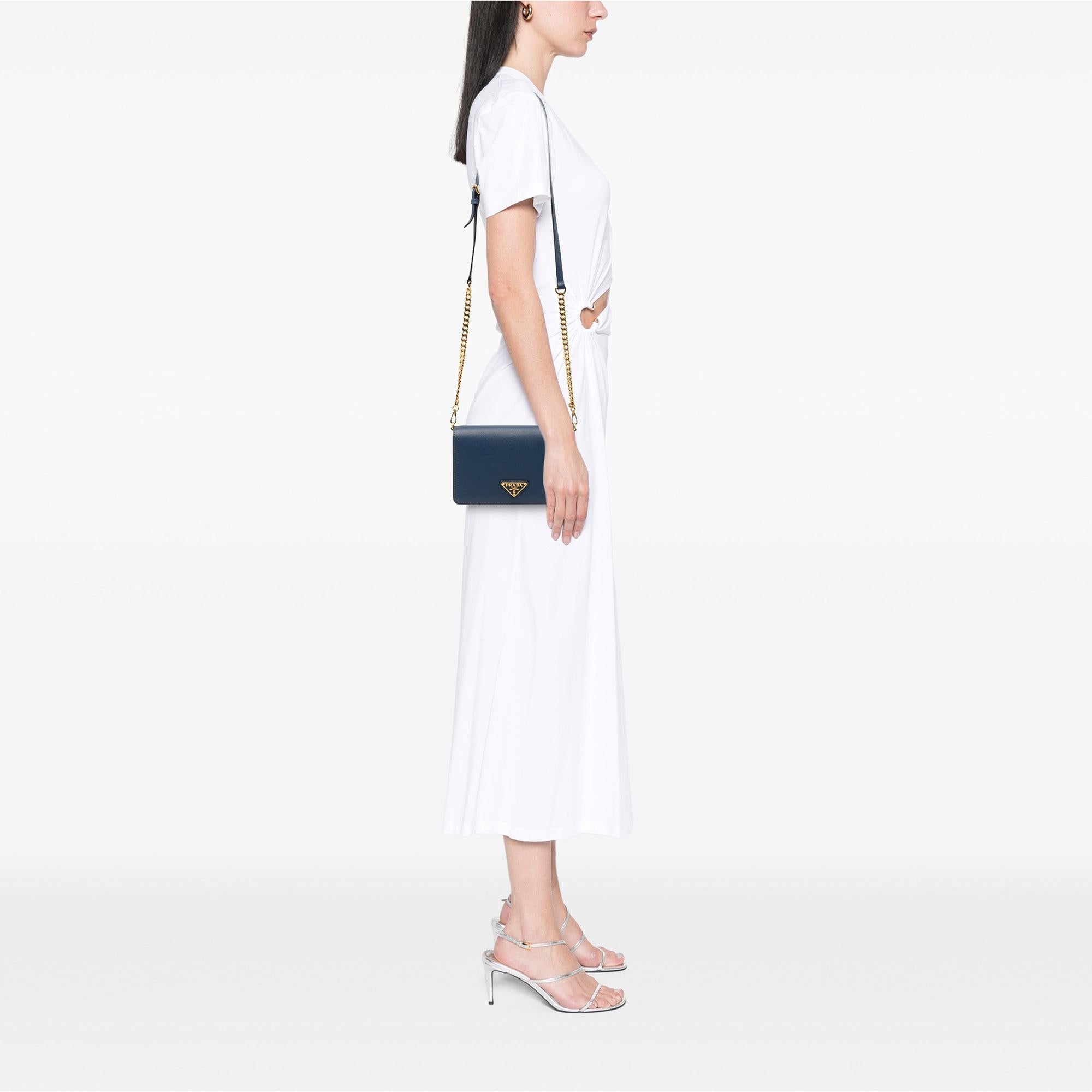 Prada Saffiano Crossbdoy