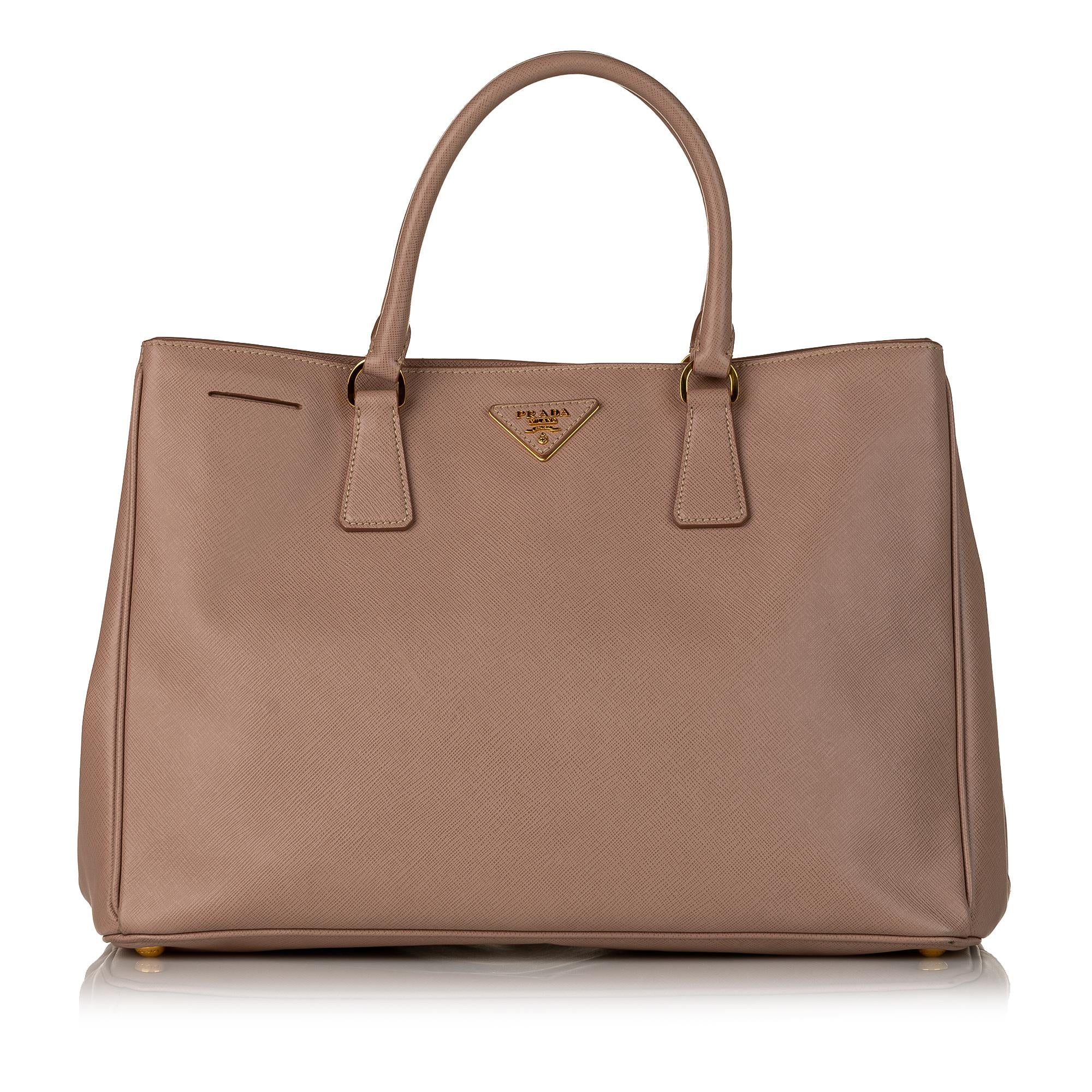 Prada Saffiano Galleria Tote Bag (SHG-37596)