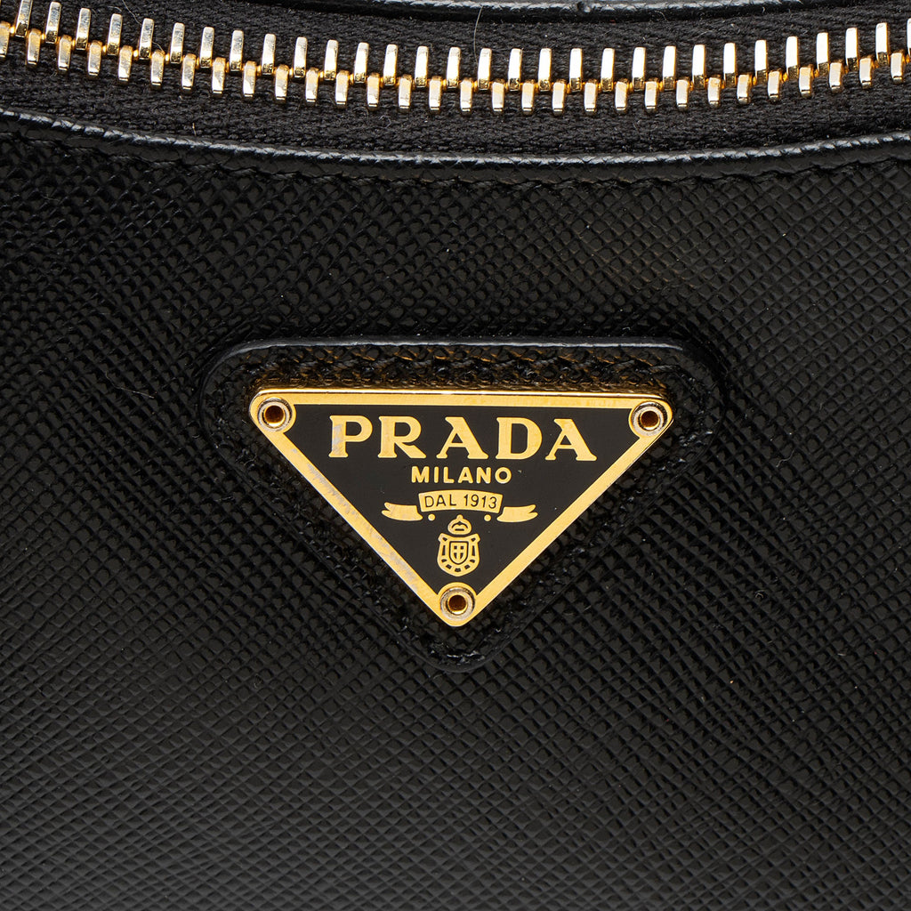 Prada Saffiano Re-Edition 2005 Crossbody