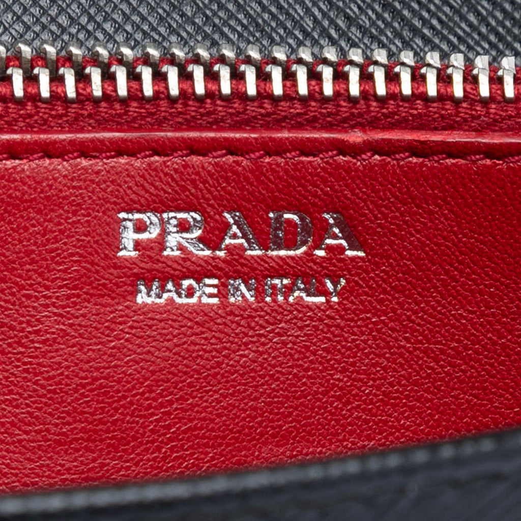 Prada Saffiano Robot Wallet on Chain