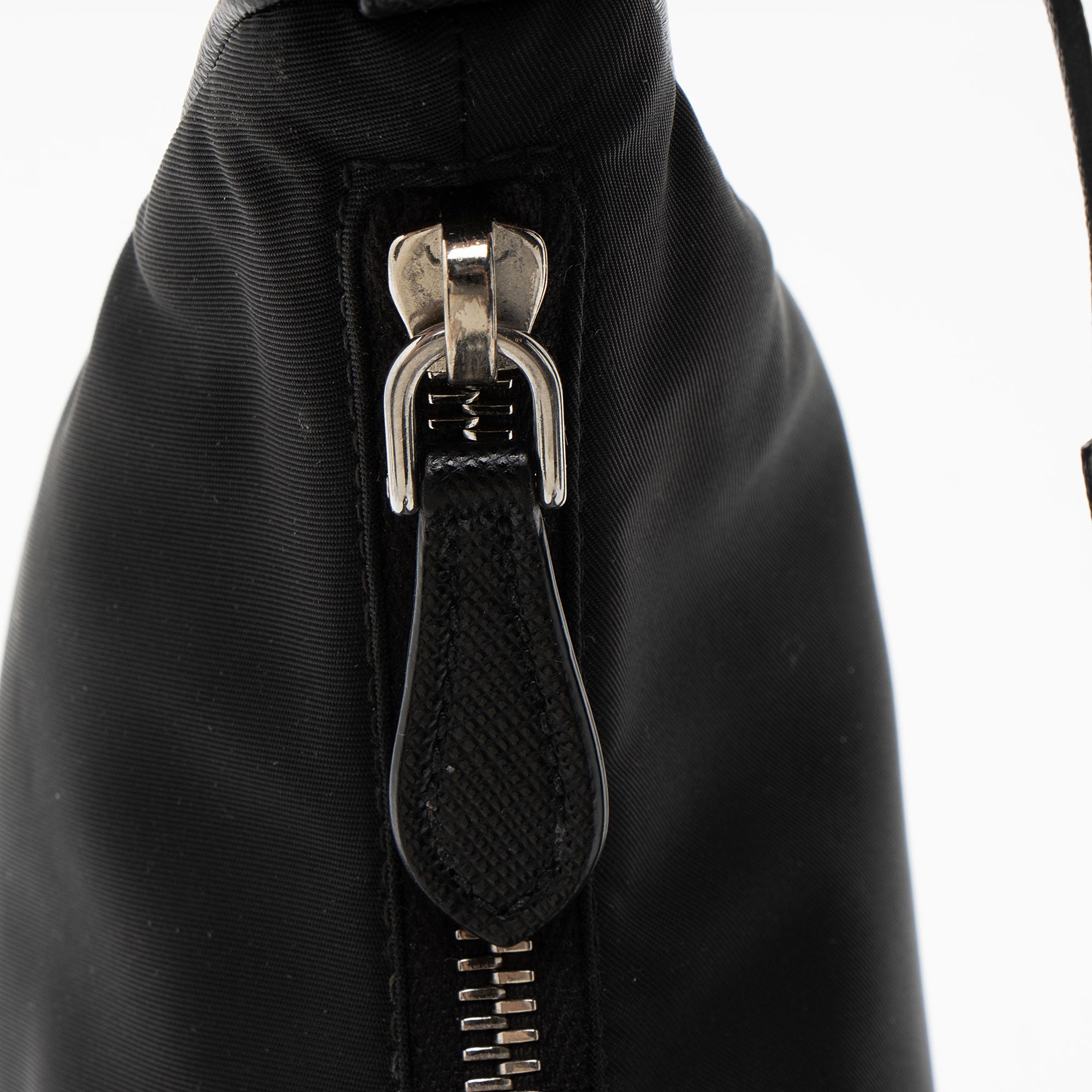 Prada Tessuto Re-Edition 2005 Crossbody