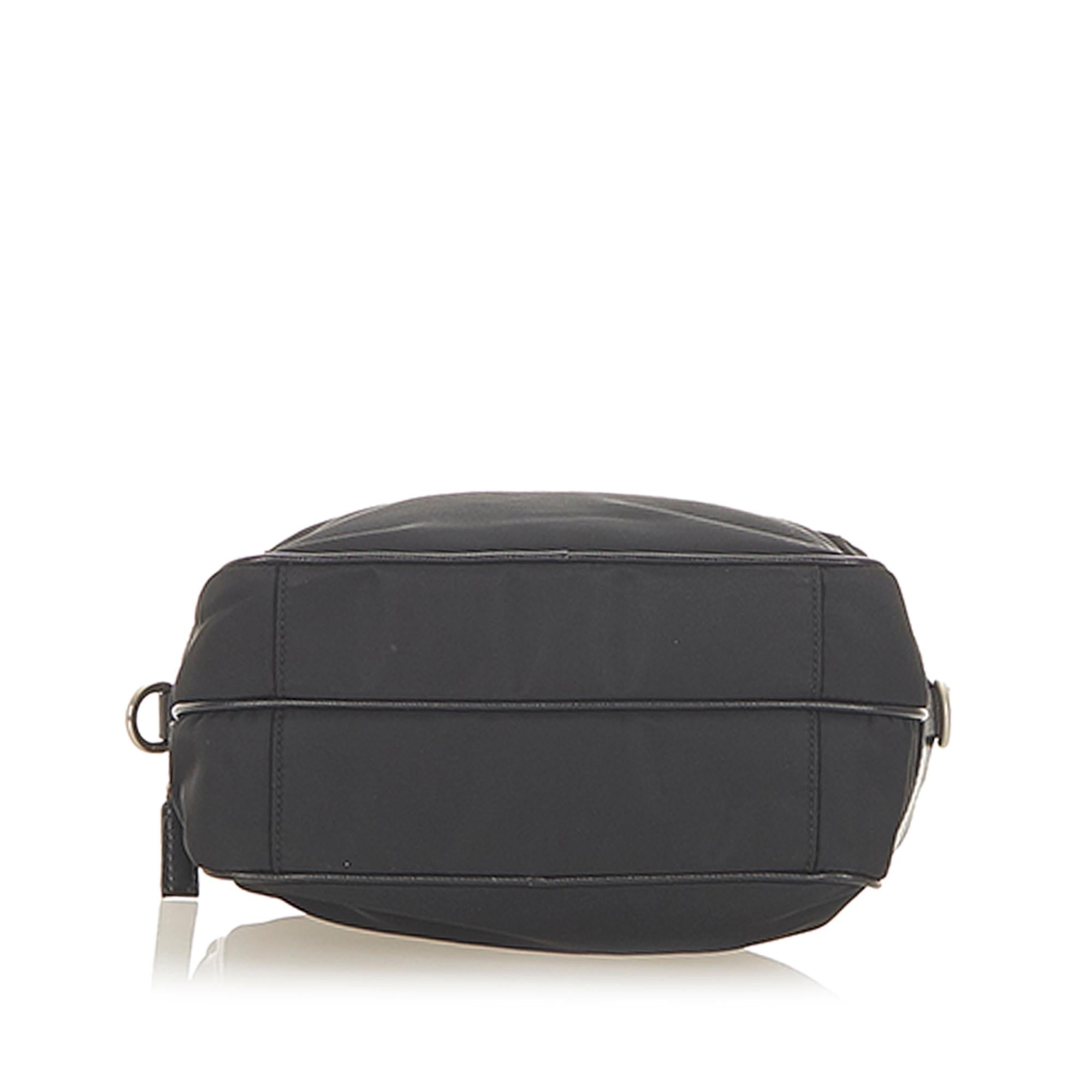 Prada Tessuto Shoulder Bag (SHG-31663)
