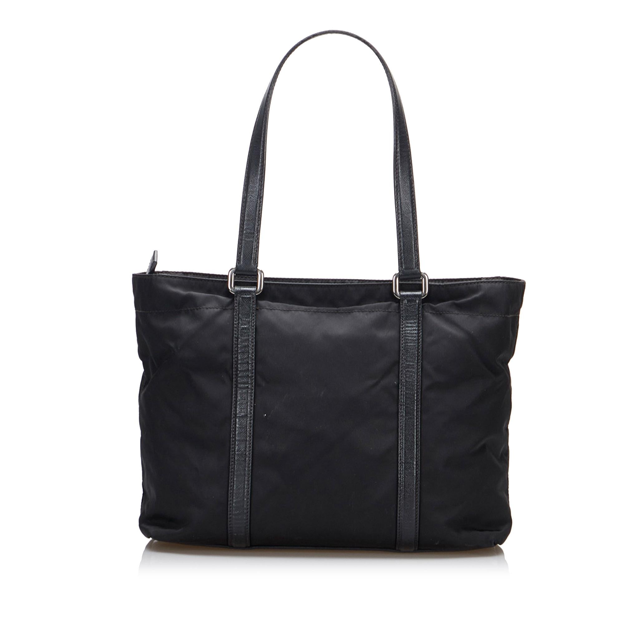 Prada Tessuto Shoulder Bag (SHG-LsLJnQ)