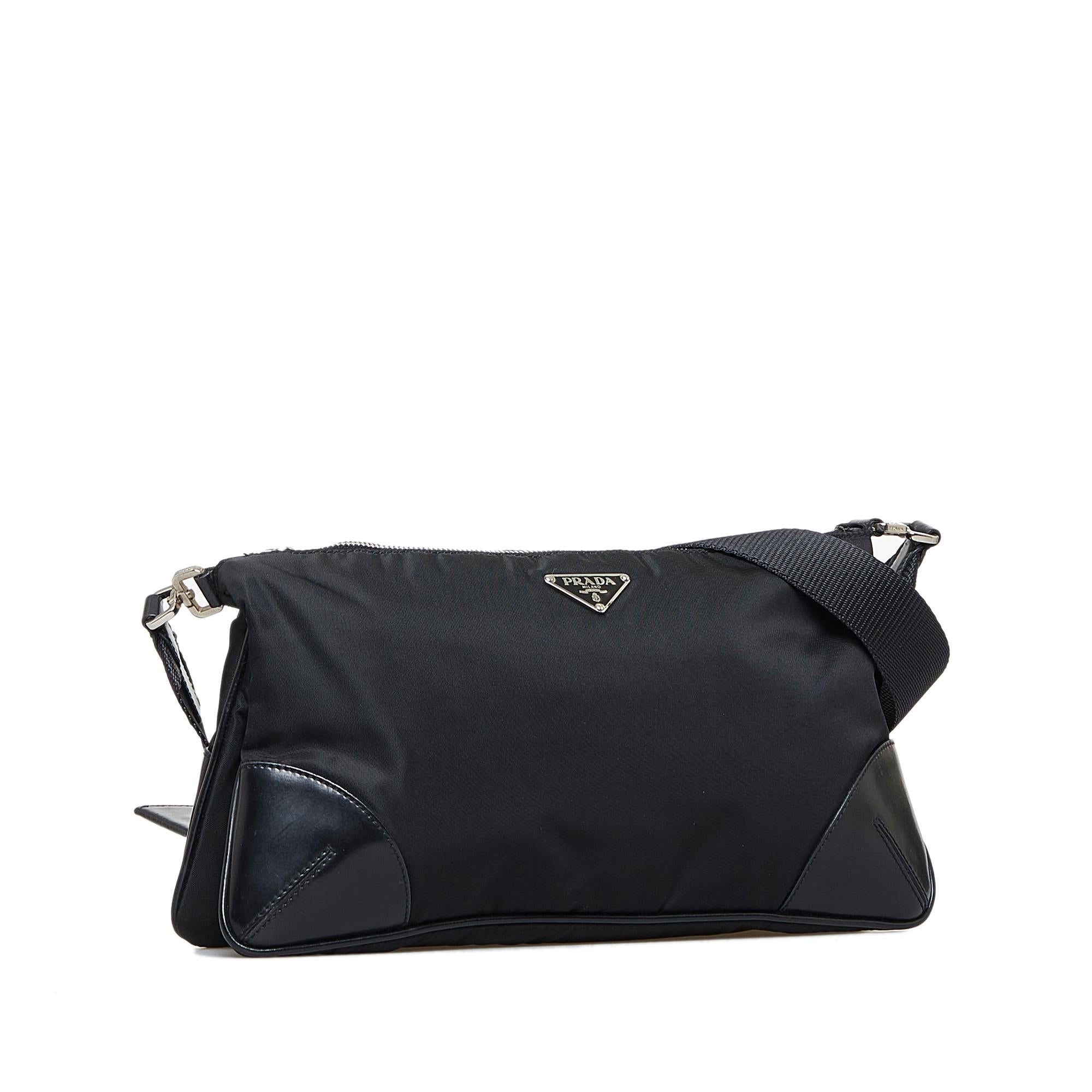 Prada Tessuto Shoulder Bag (SHG-vbl99V)