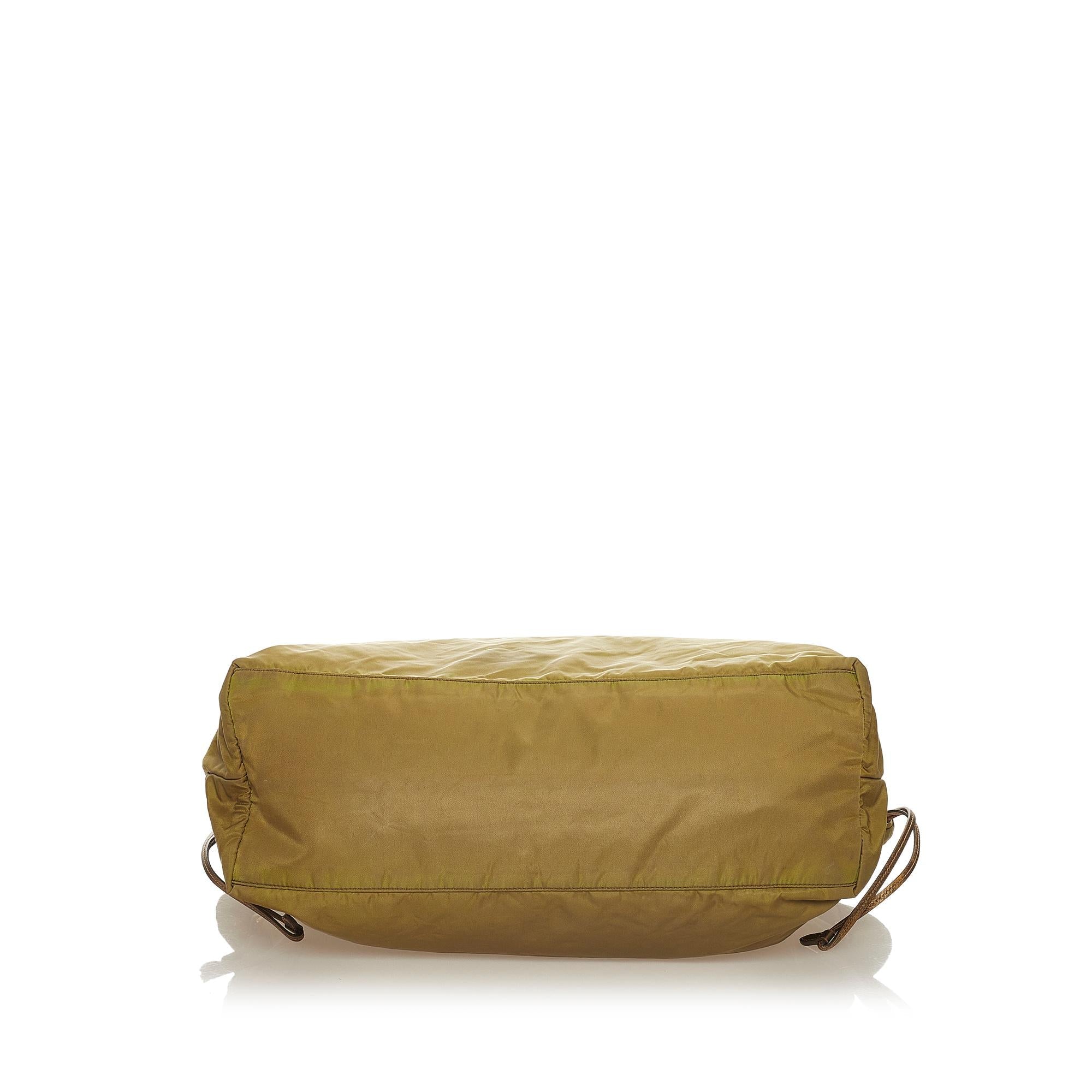 Prada Tessuto Tote Bag (SHG-27624)