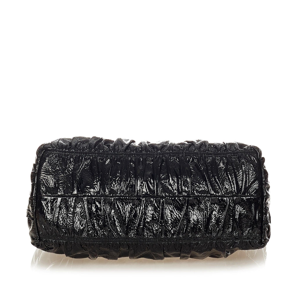 Prada Vernice Gaufre Tote Bag (SHG-26260)