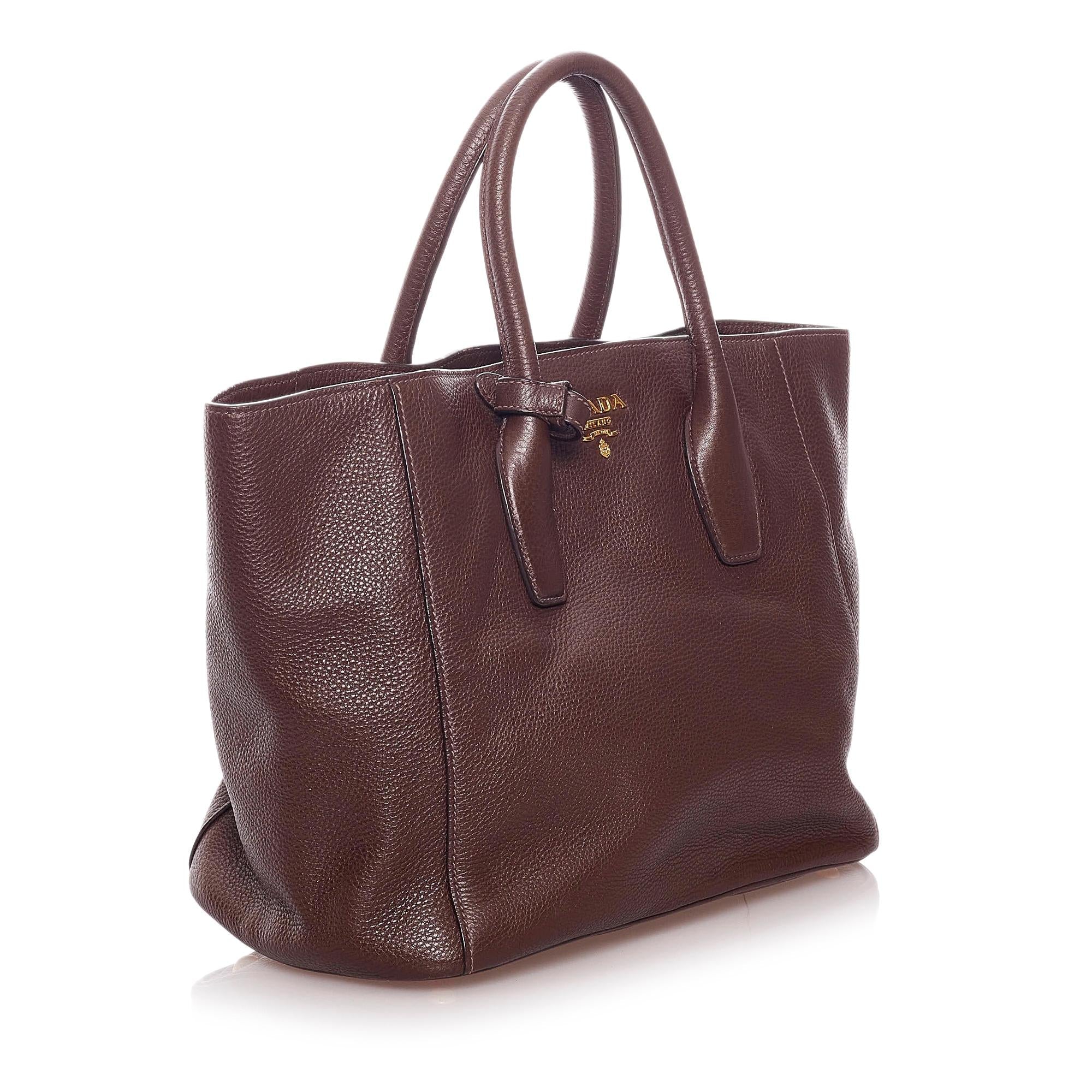 Prada Vitello Daino Shopper Tote Bag (SHG-29190)