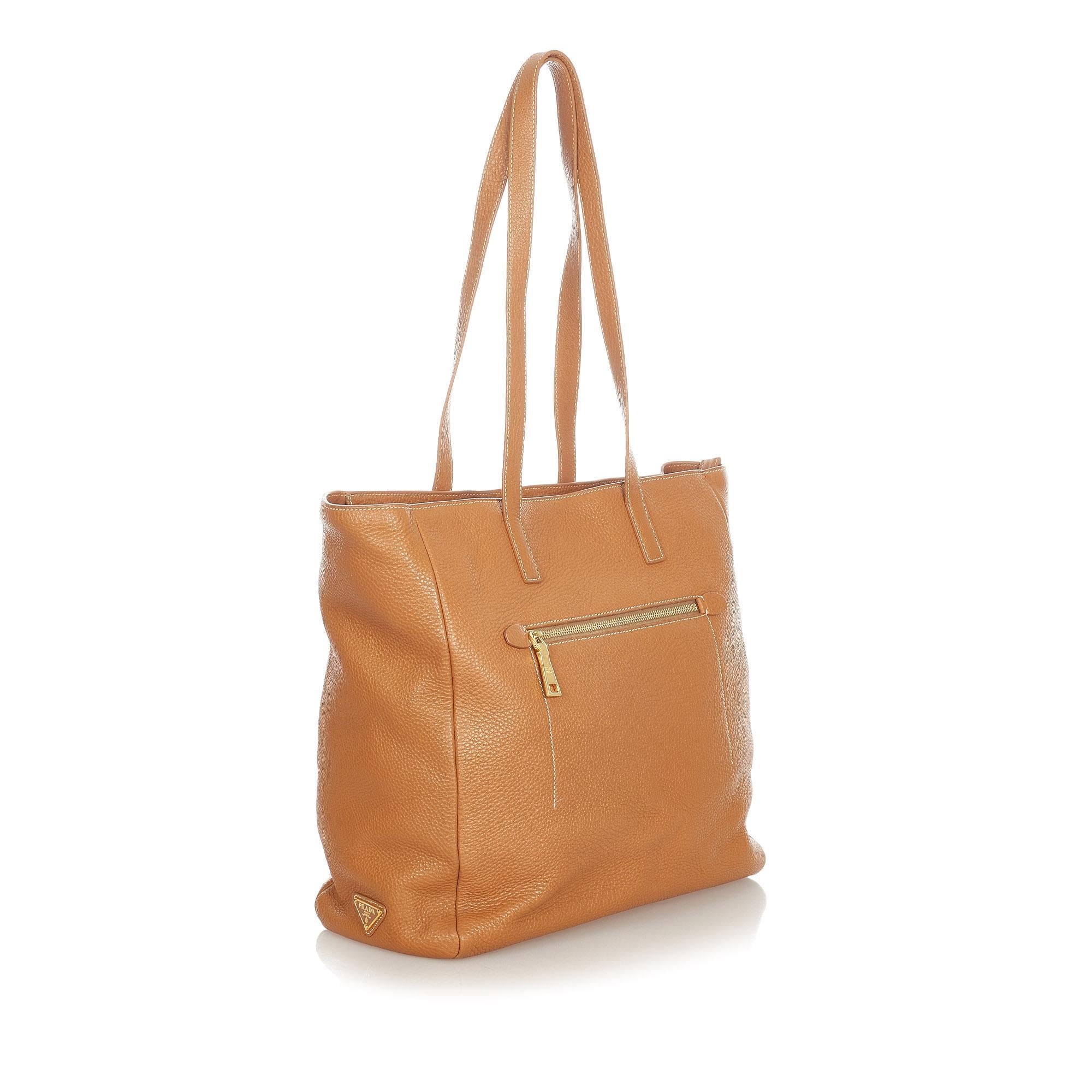Prada Vitello Daino Tote Bag (SHG-22230)