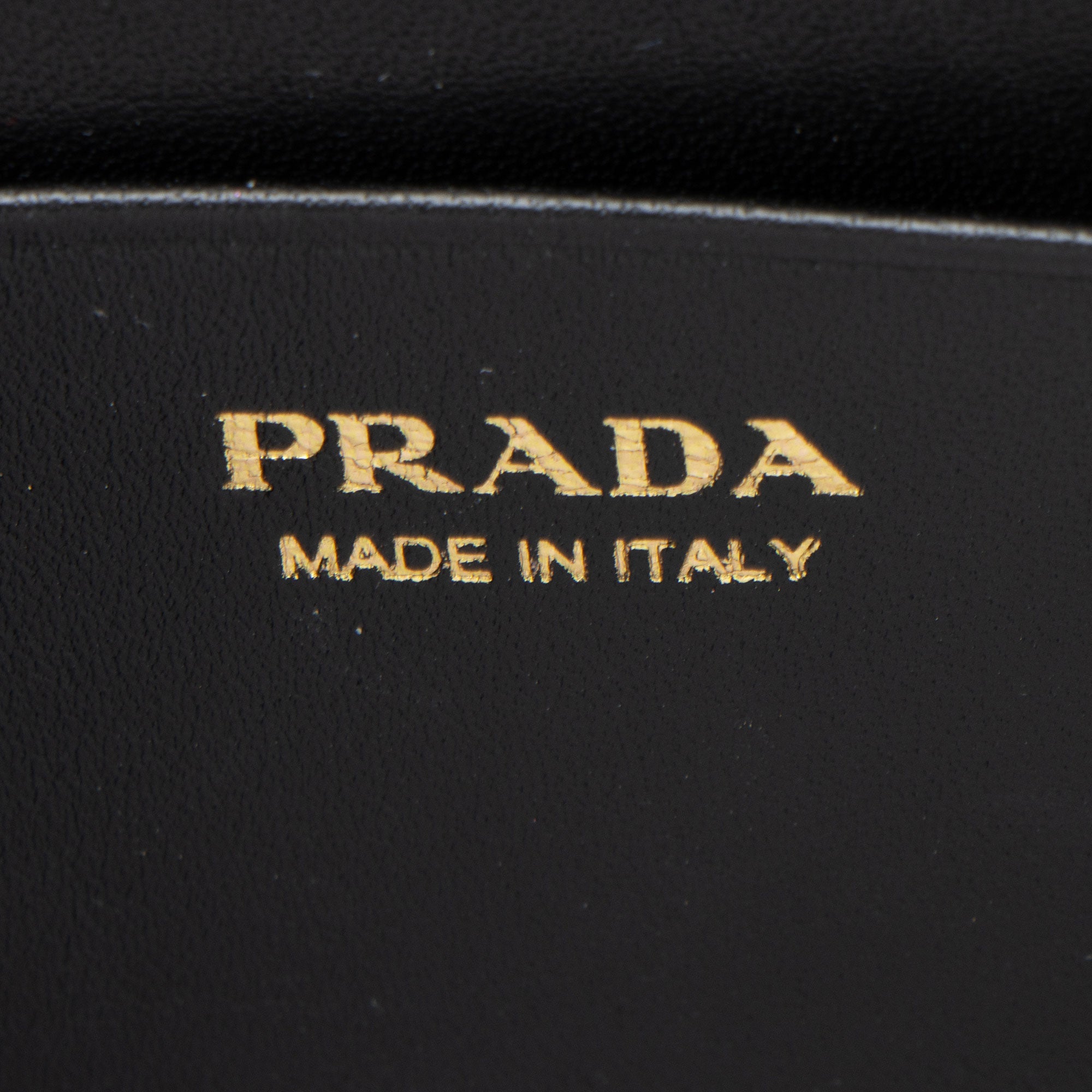 Prada Vitello Move Mini Wallet on Chain