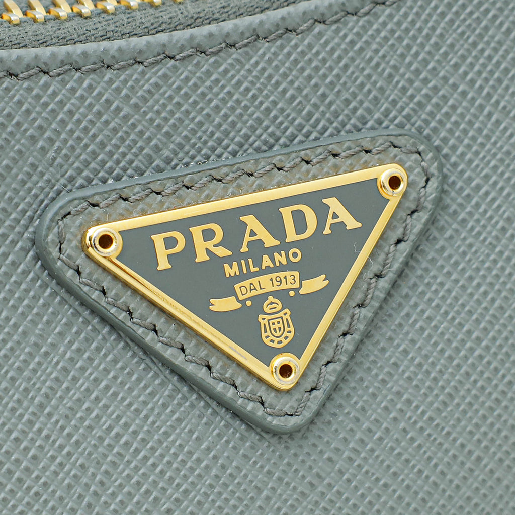 Prada Grey Re-Edition 2005 Bag