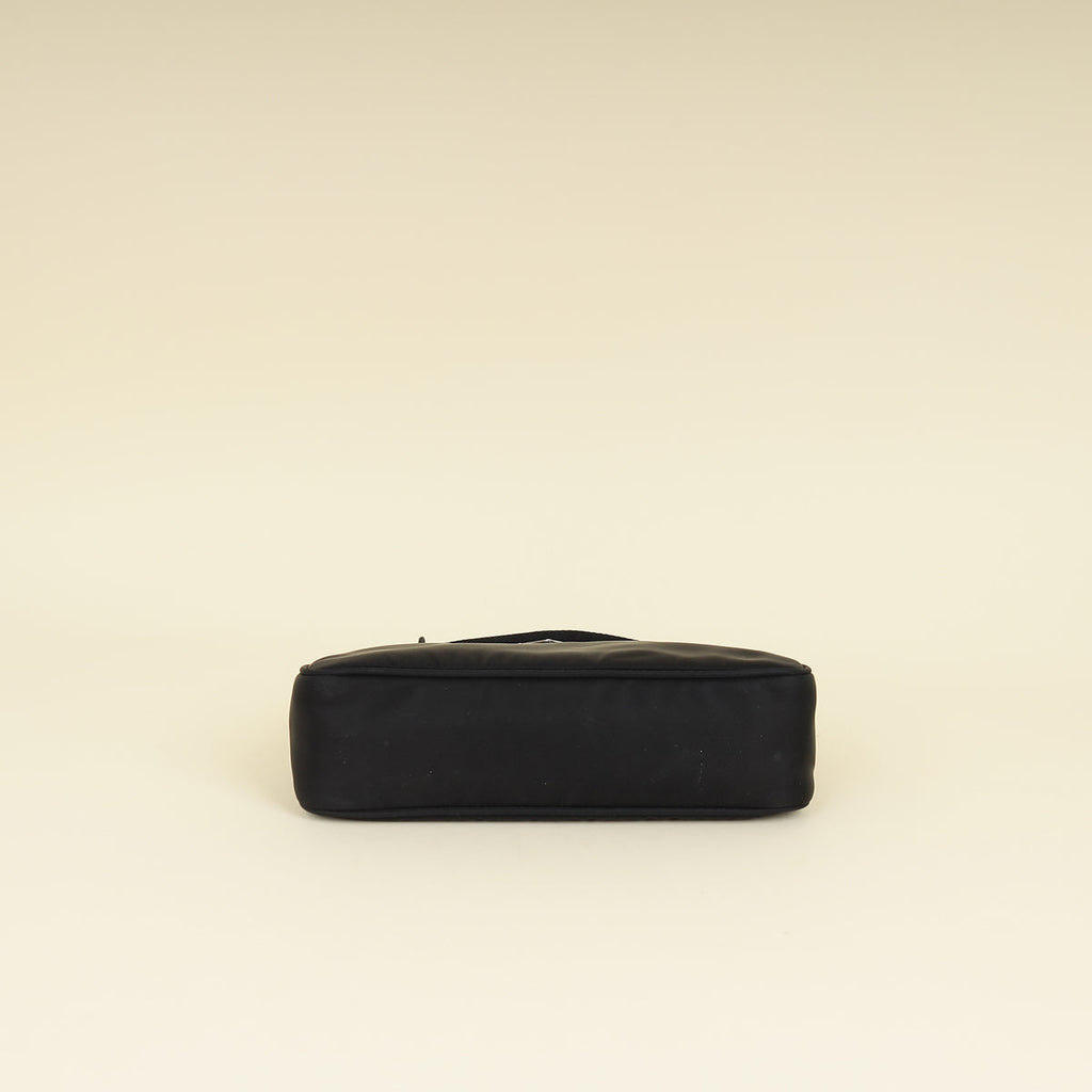 Prada Black Re-Edition 2000 Bag