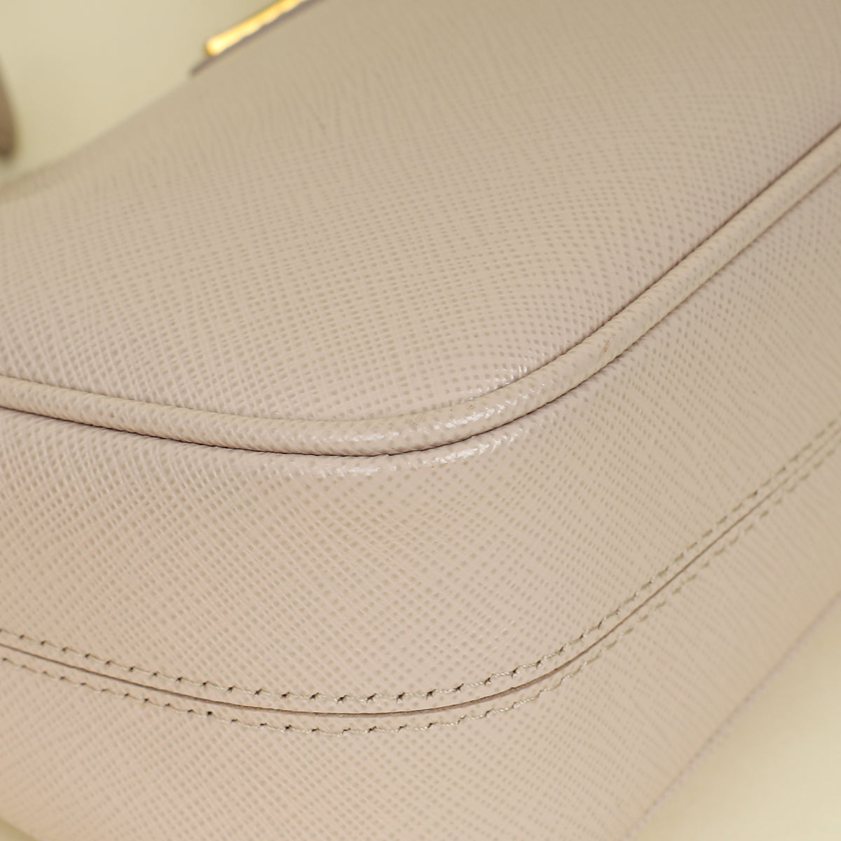 Prada Beige Re-Edition 2005 Bag