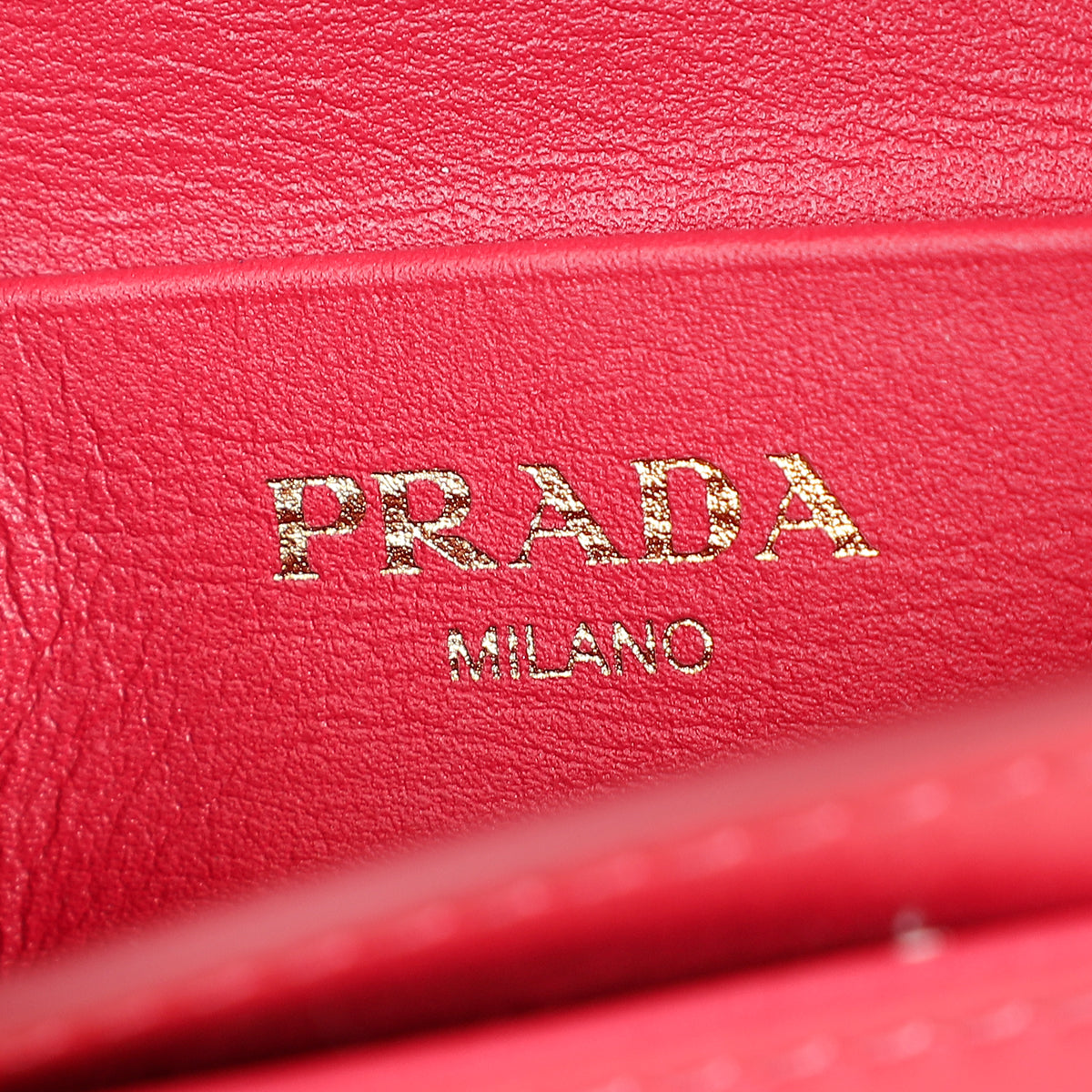 Prada Peonia Vitello Move Flap Card Holder