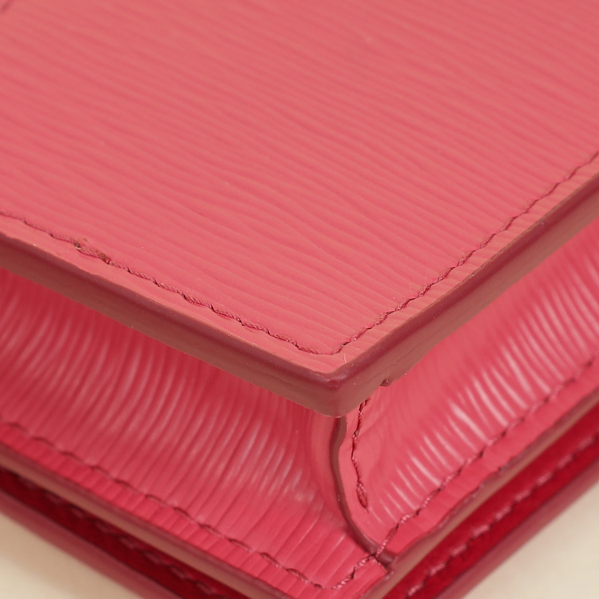 Prada Peonia Vitello Move Flap Card Holder
