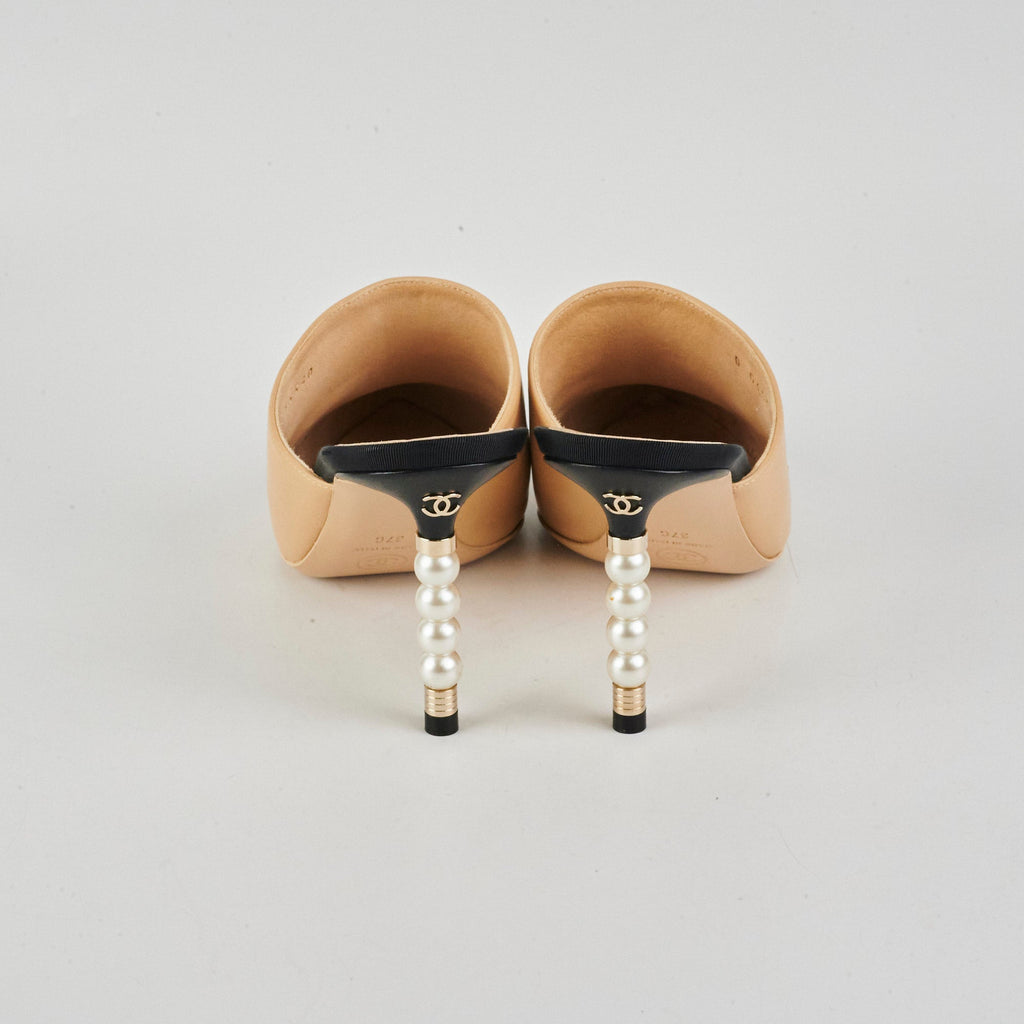 Chanel Beige Pearls High Heels Size 37