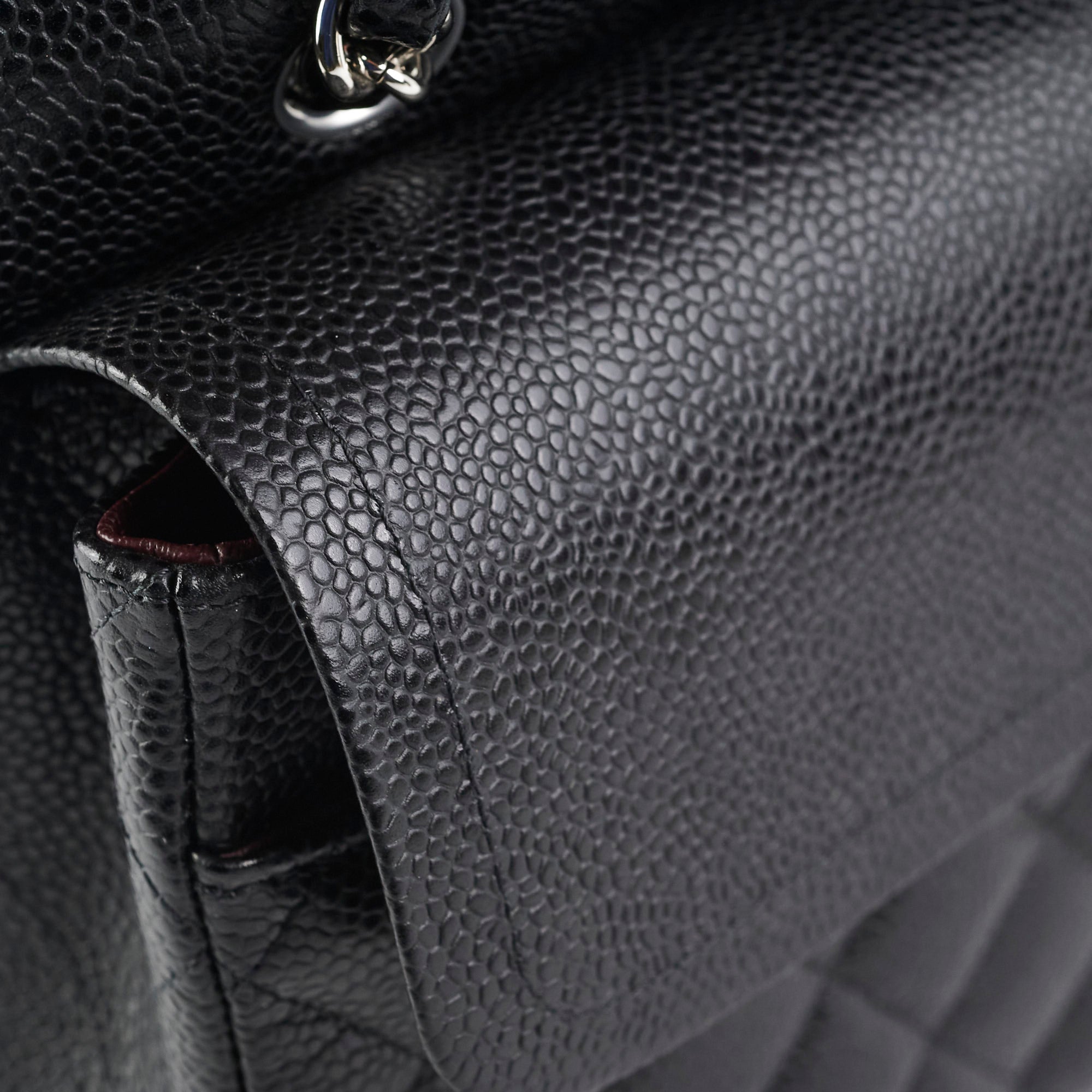 Chanel Medium/Large Classic Flap Caviar Black