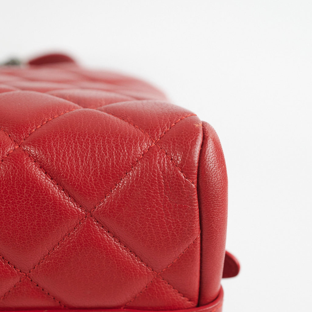 Chanel Quilted Tote Bag Calfskin Red