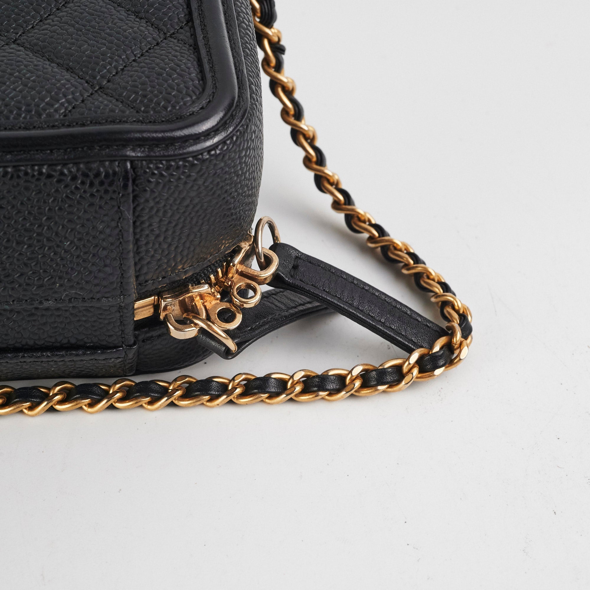 Chanel Filigree Small Caviar Vanity Black