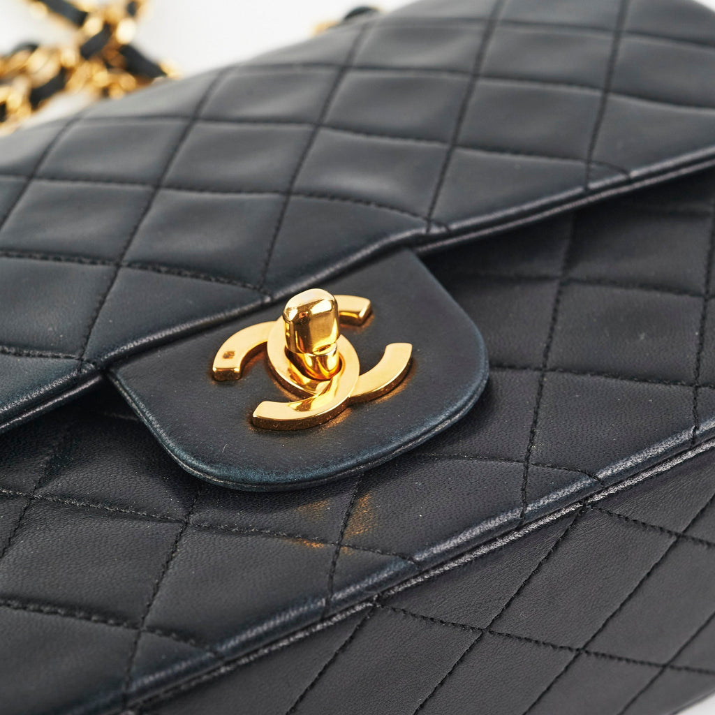 Chanel Vintage Quilted Lambskin Medium/Large Black 24K