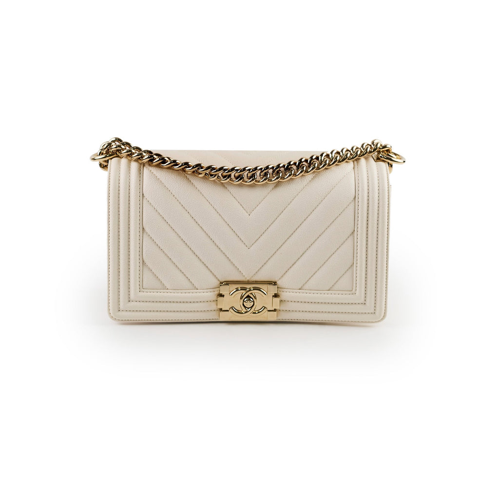 Chanel Old Medium Boy Chevron White Caviar - Series 29