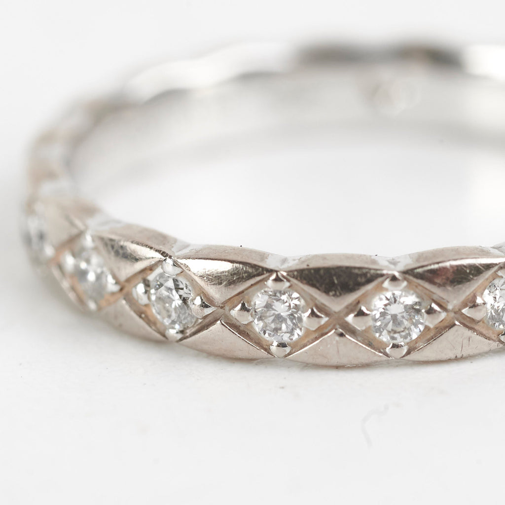 Chanel Coco Crush Ring Mini Model White Gold Diamond Size 55 HOLD AV