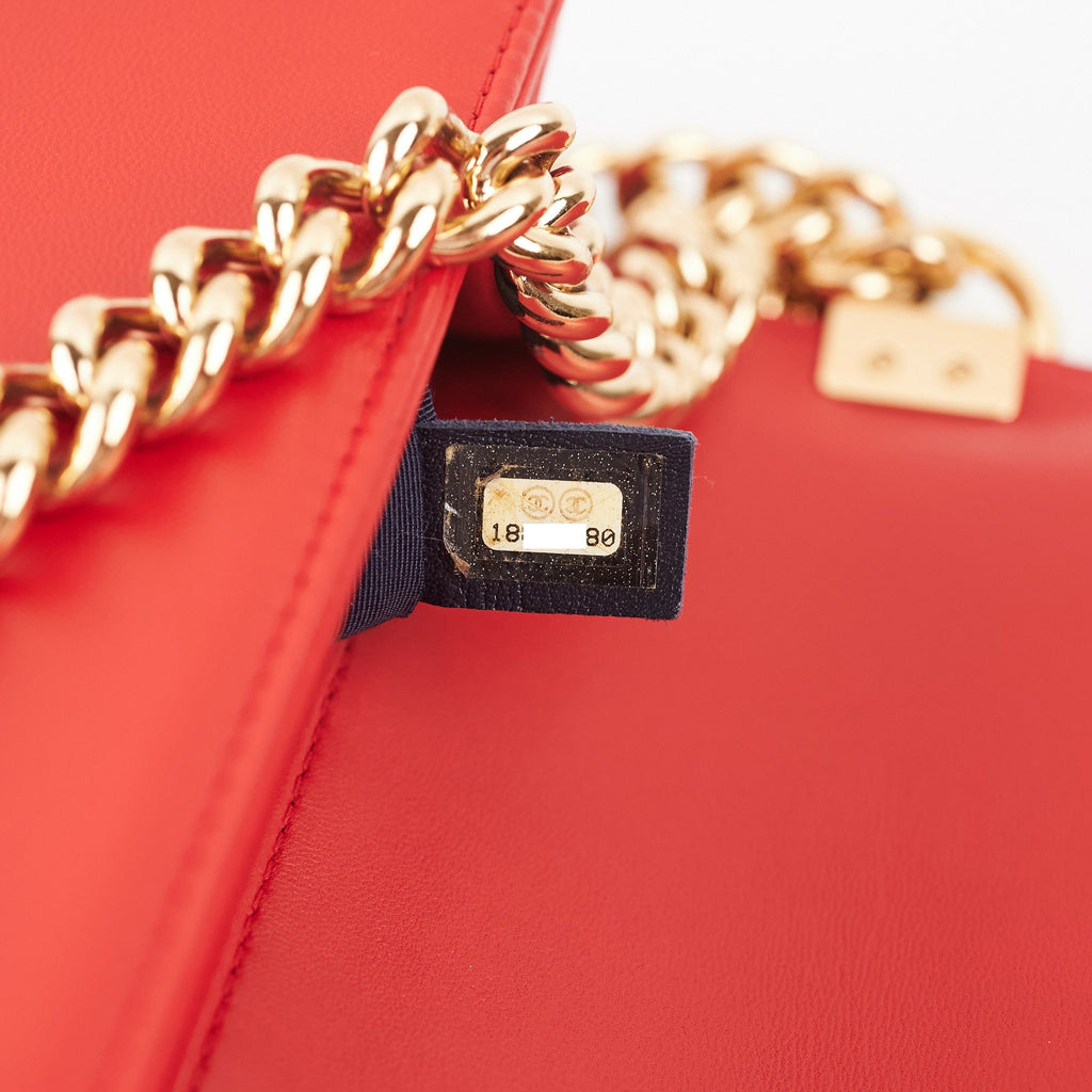 Deal of the Week - Chanel New Medium Boy Red