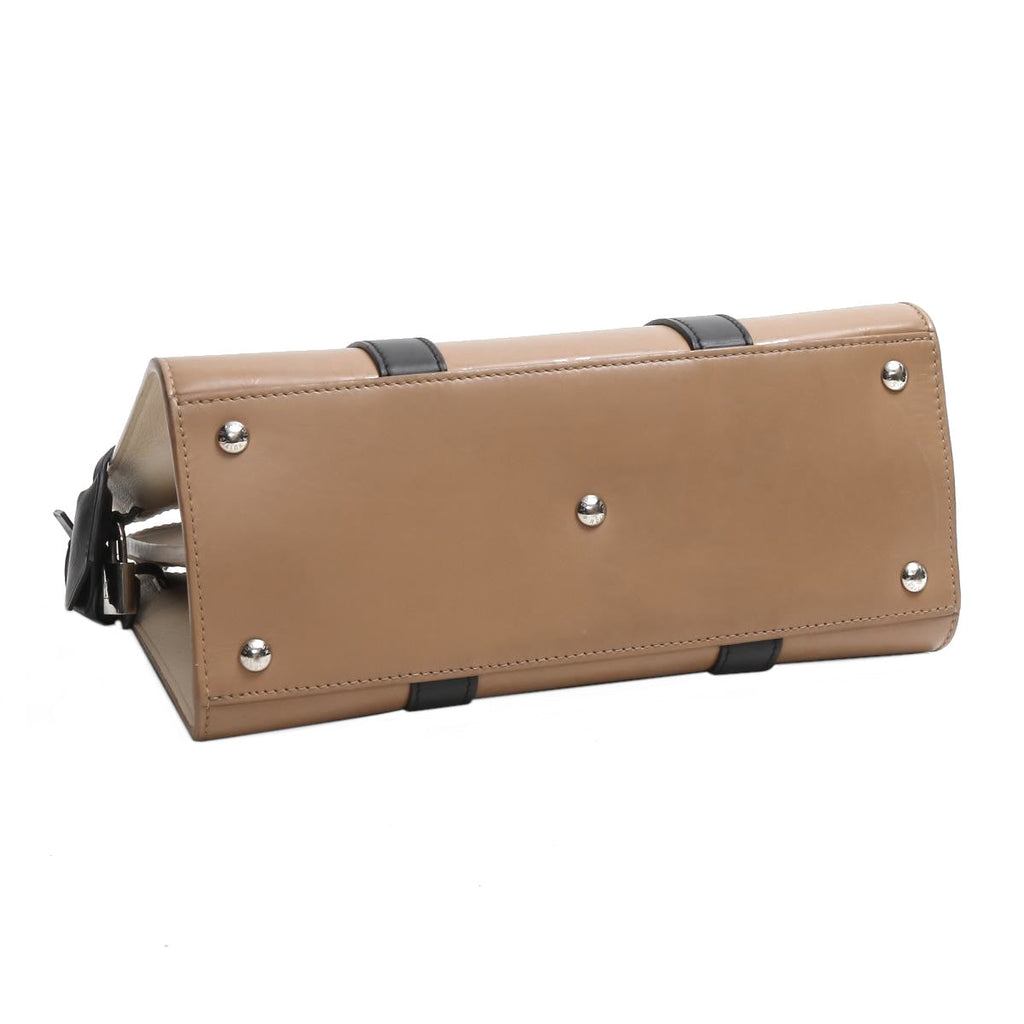 Louis Vuitto Very Tote MM Monogram Leather Bag