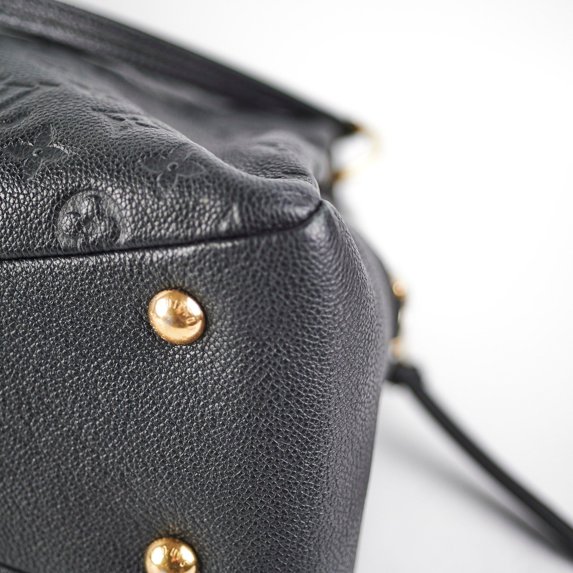 Louis Vuitton Ponthieu MM Empreinte Black Shoulder Bag