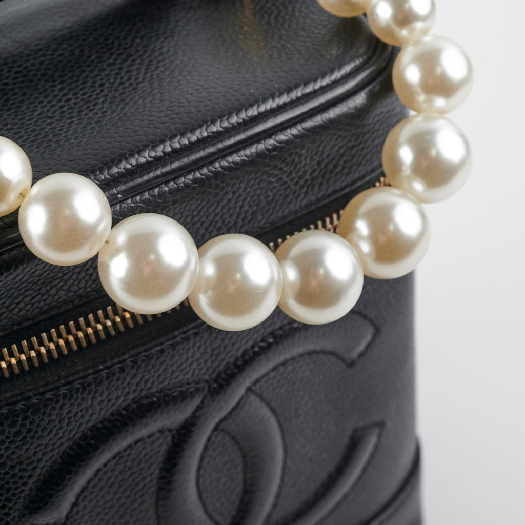 Chanel Vanity Caviar Black- Series 6
