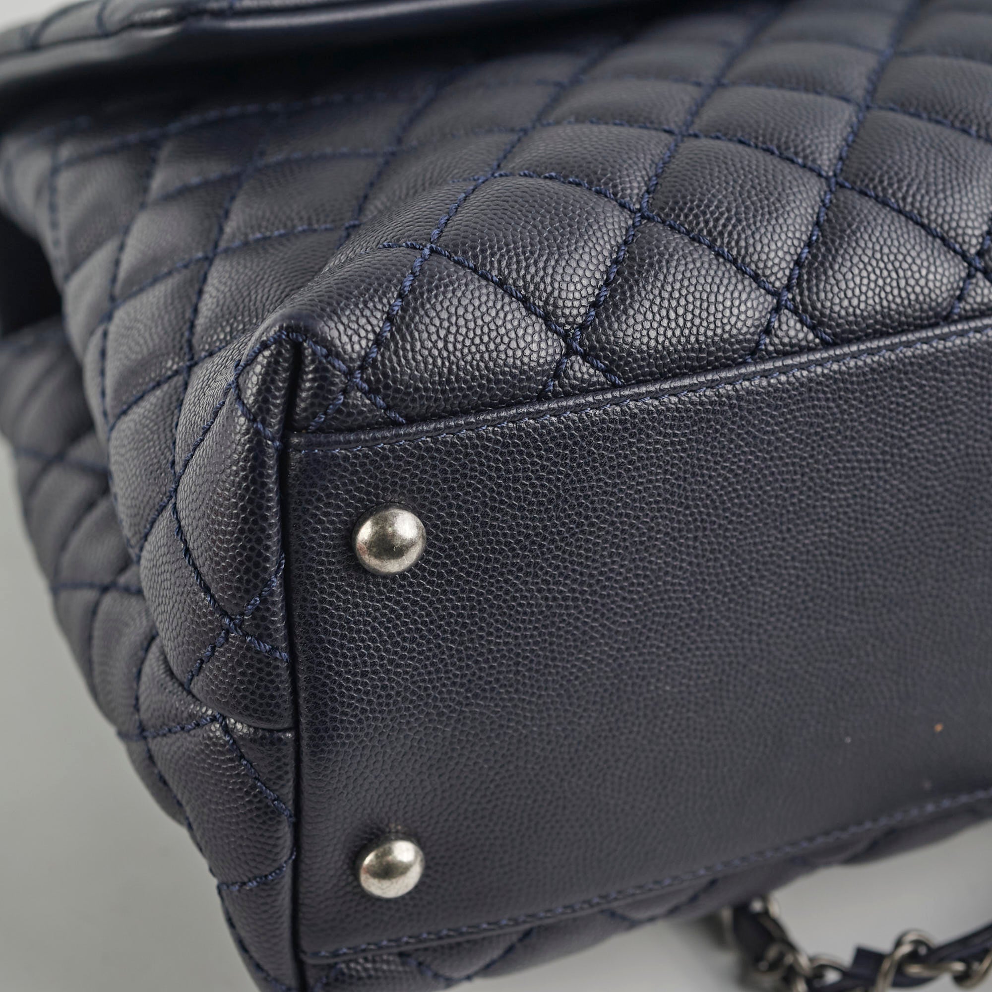 Chanel Caviar Large Coco Handle Navy 21series