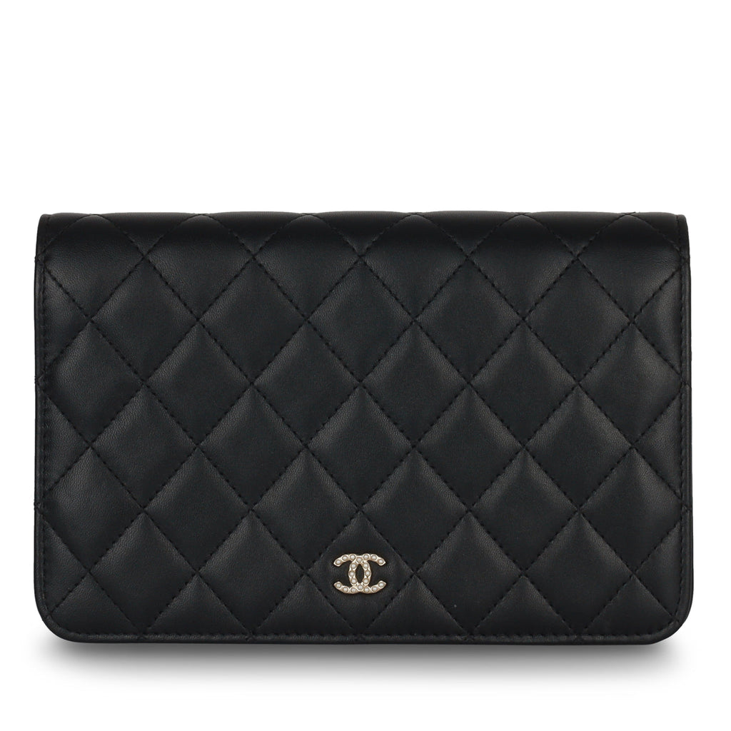 Chanel Pearl WOC