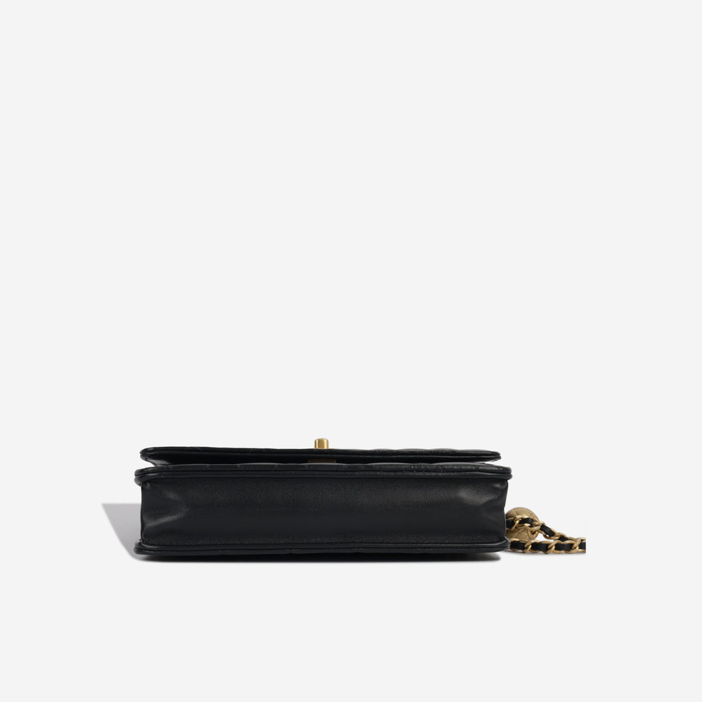 Chanel Pearl Crush Wallet On Chain