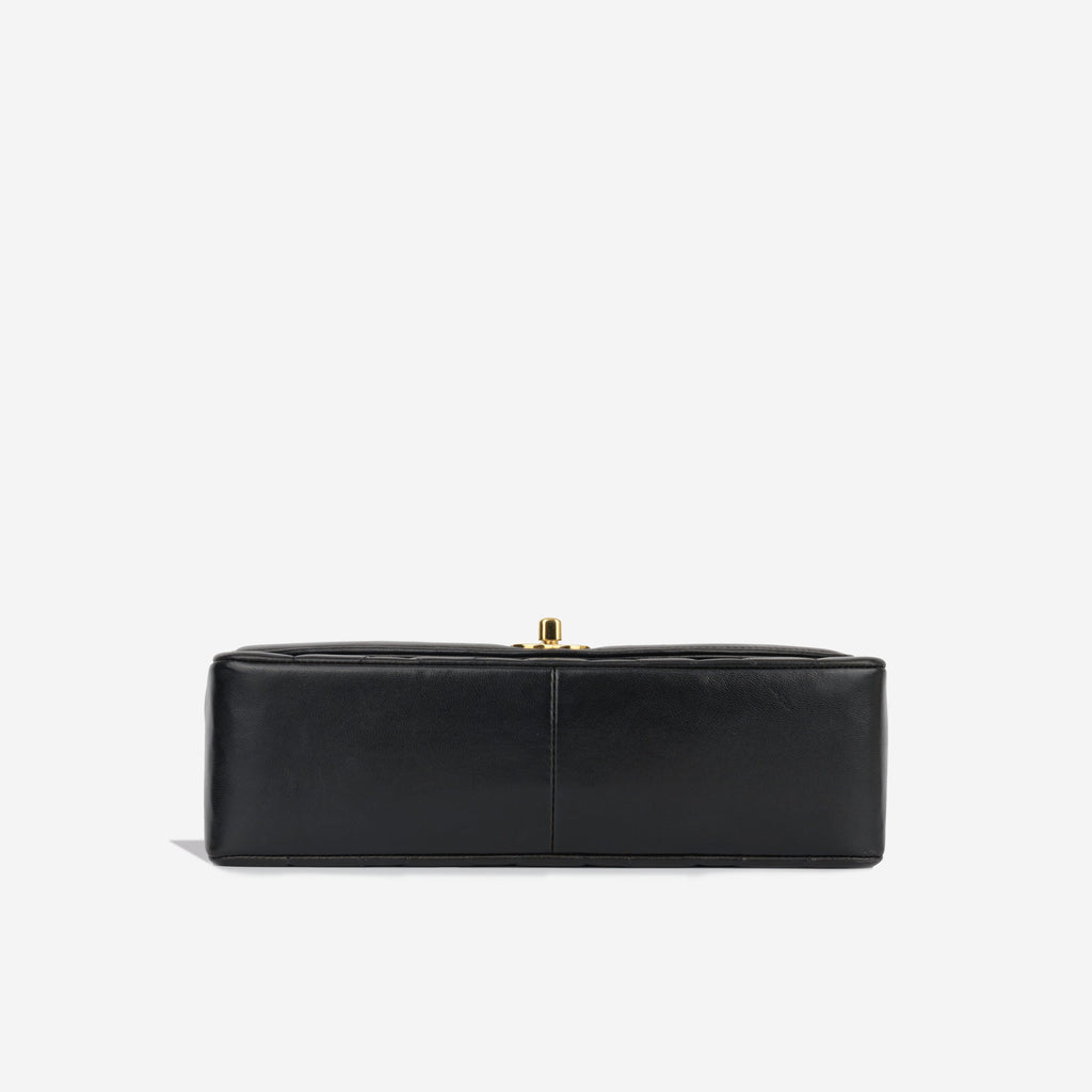 Chanel Vintage Medium Diana Flap Bag