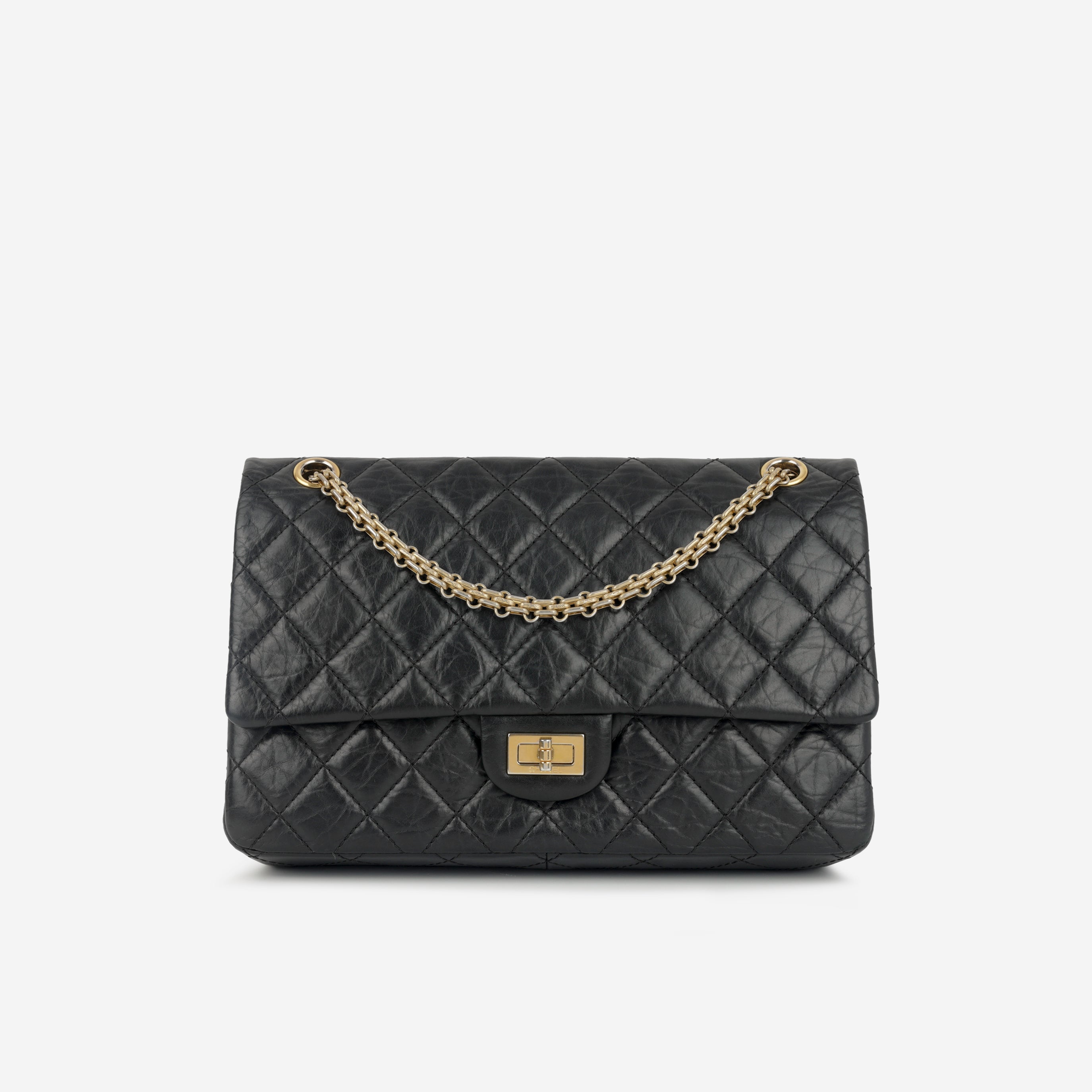 Chanel 2.55 Reissue 226