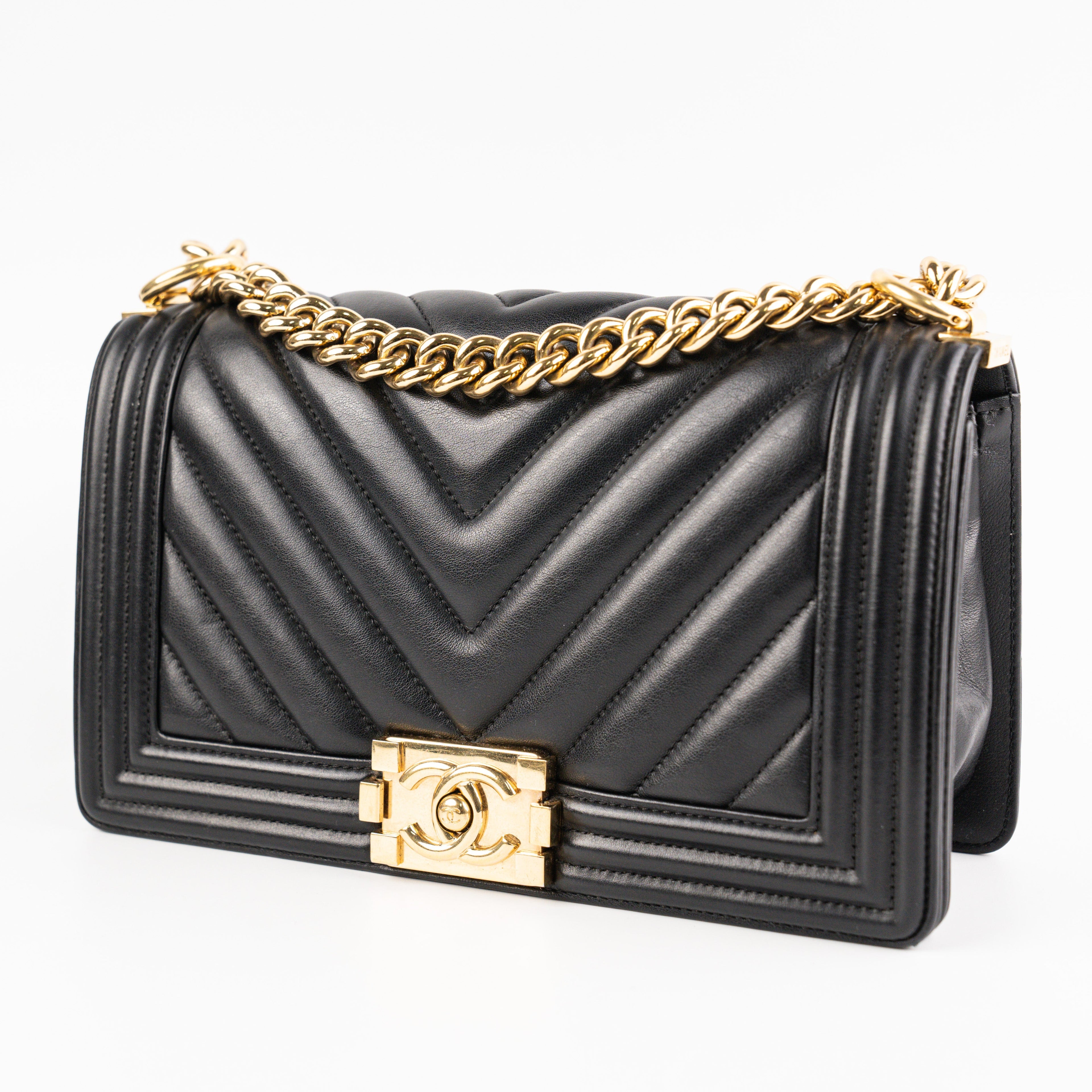 Chanel Old Medium Boy Chevron Black