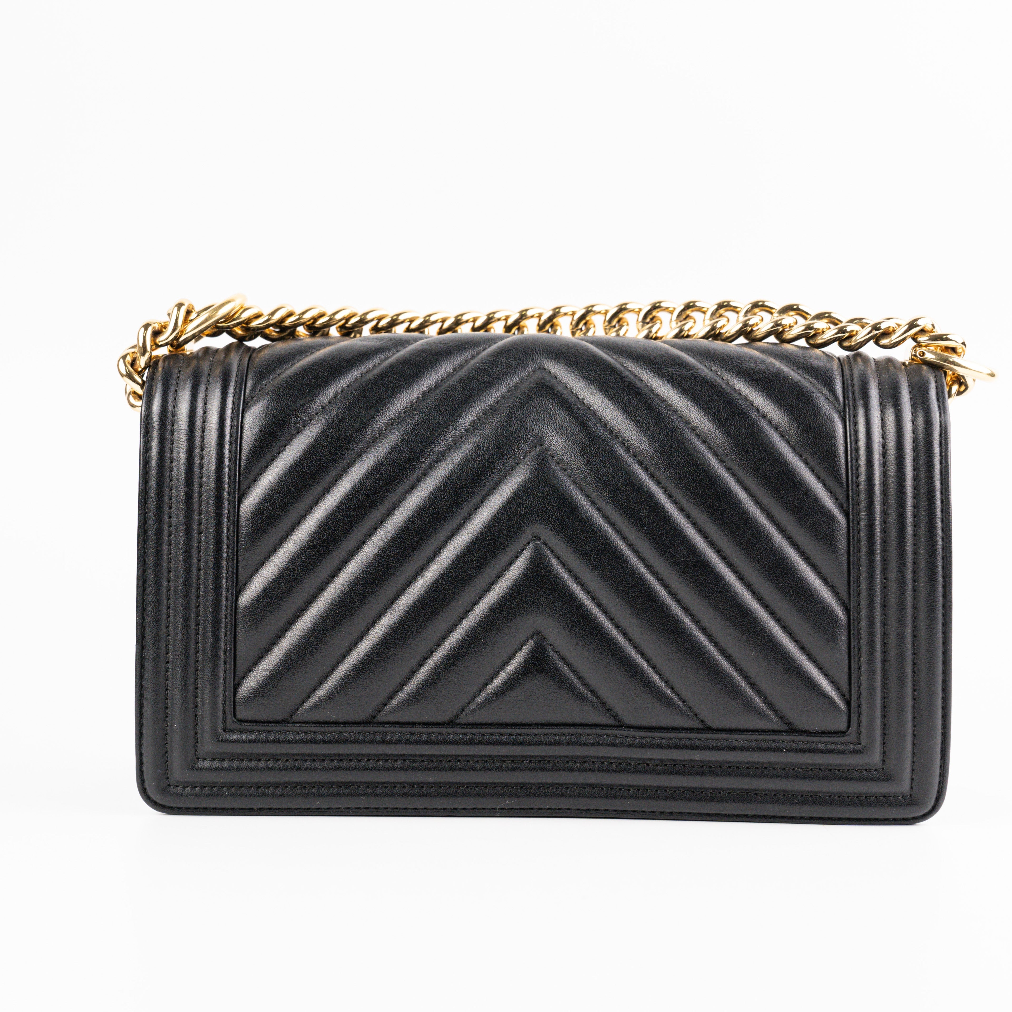 Chanel Old Medium Boy Chevron Black