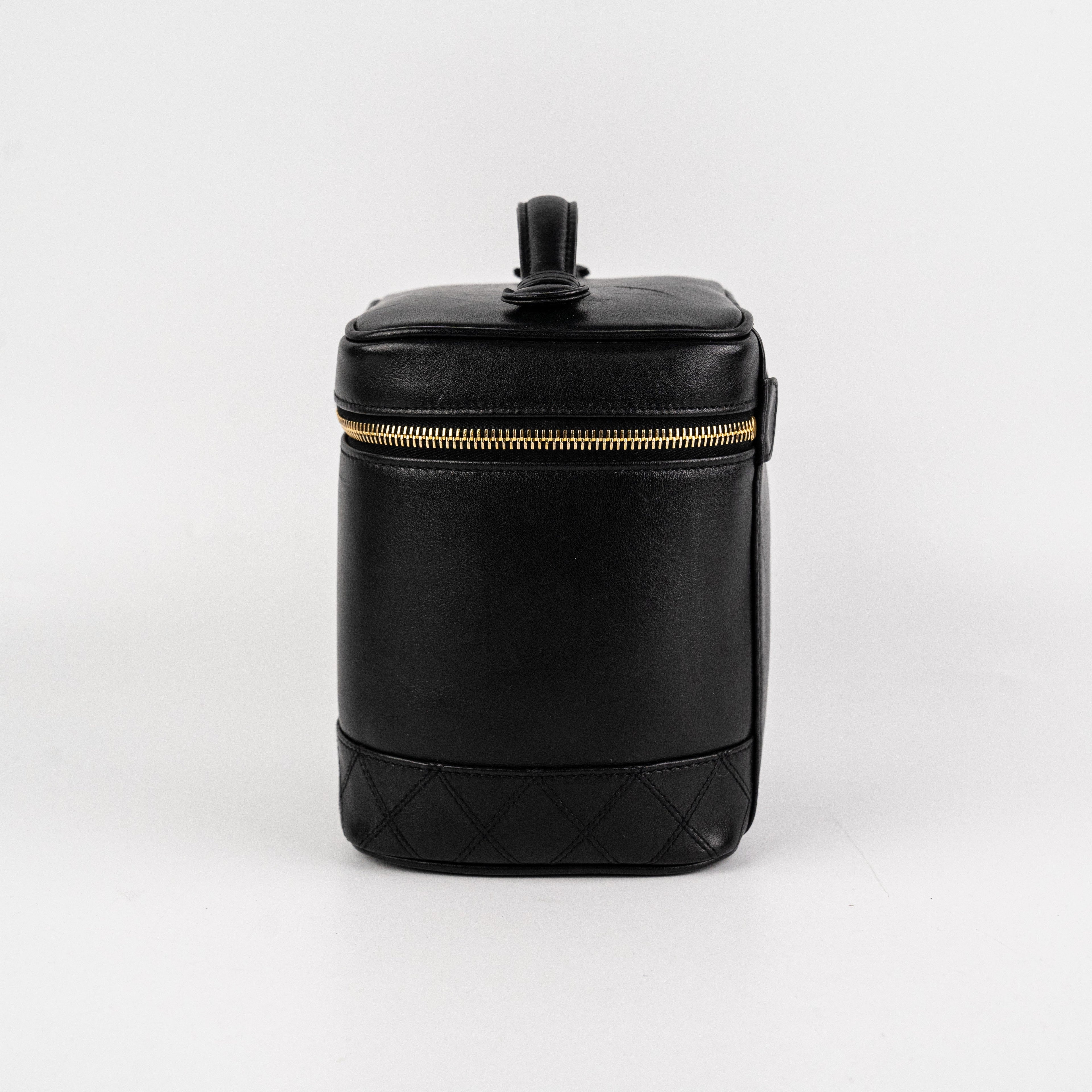 Chanel Vintage Vanity Leather Black