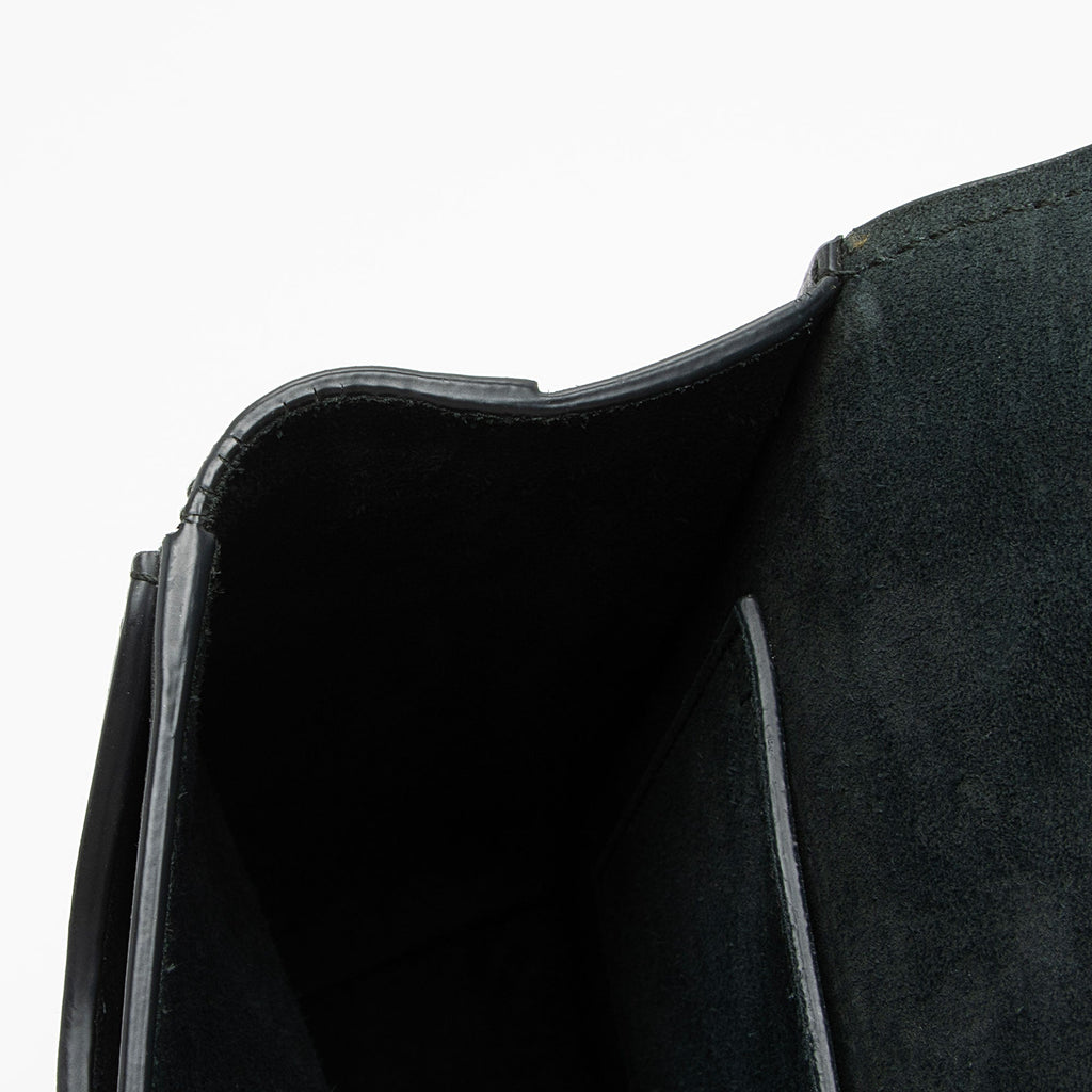 Saint Laurent Calfskin Betty Messenger (SHF-iBdBTn)