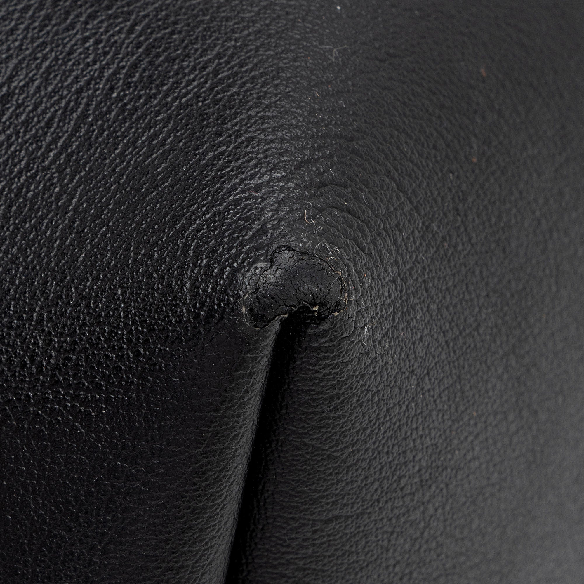 Saint Laurent Calfskin Large Shopping Tote (SHF-wdJx5S)