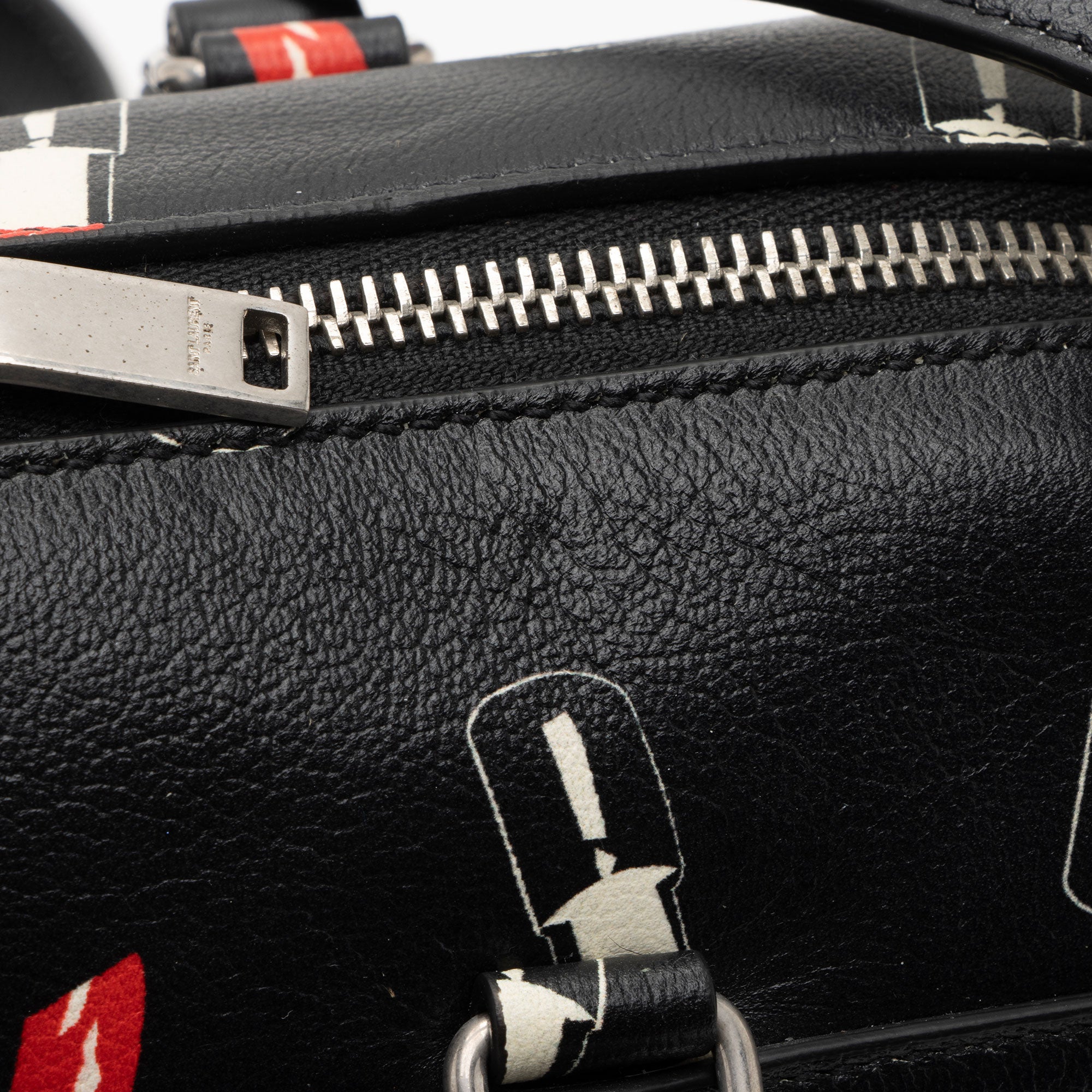 Saint Laurent Calfskin Lipstick Baby Duffle Bag (SHF-0OJW25)