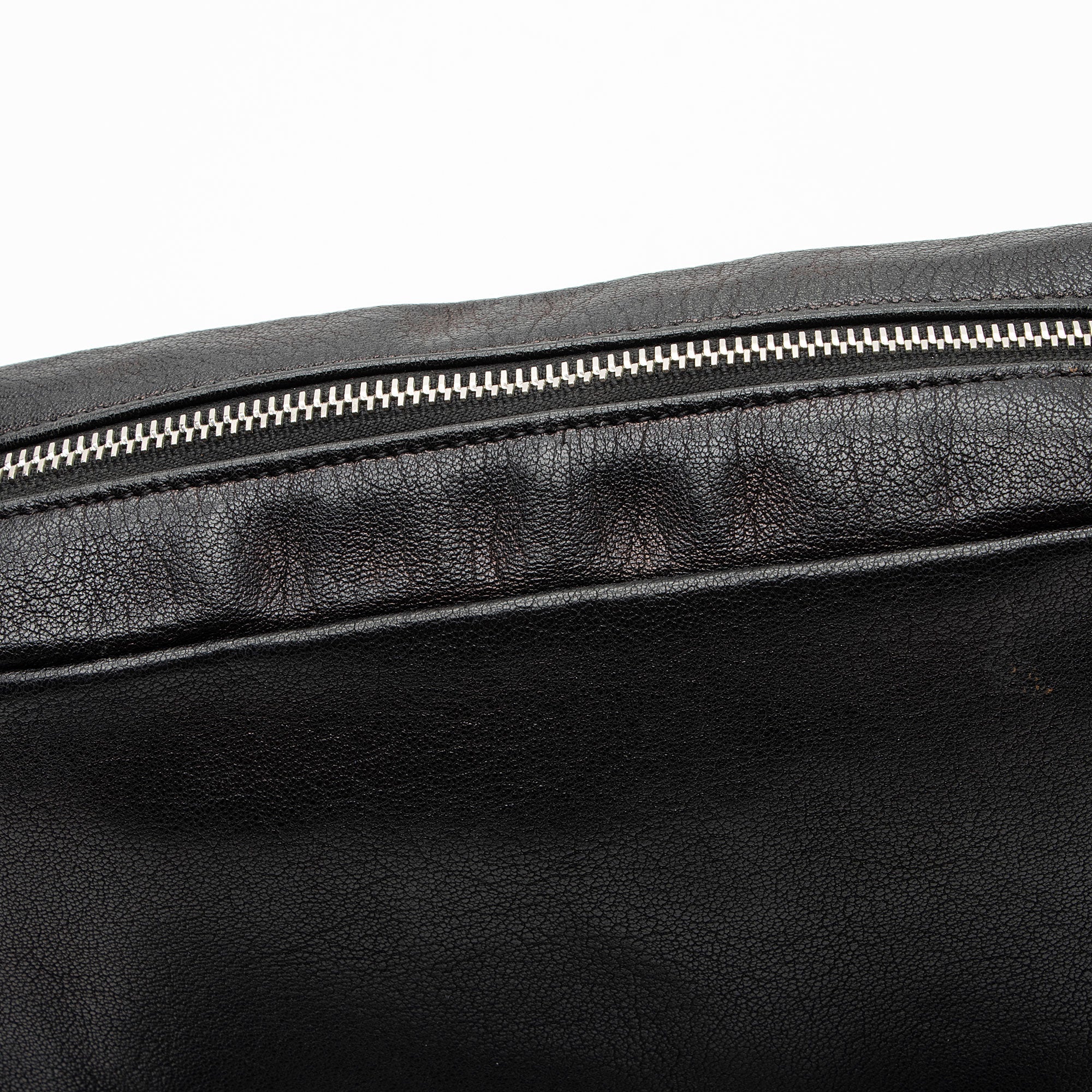 Saint Laurent Calfskin Monogram Lou Camera Bag (SHF-nQTbpp)