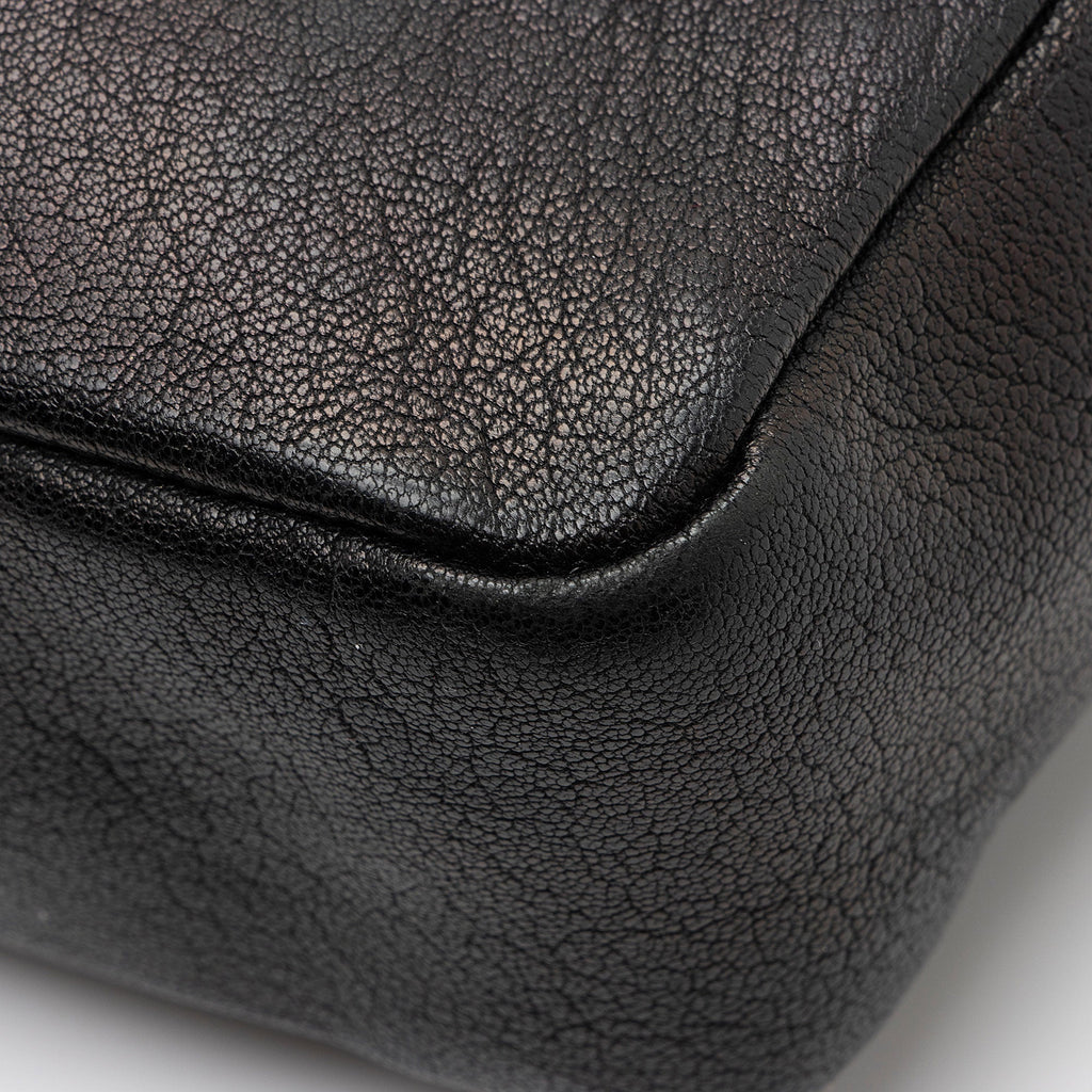 Saint Laurent Calfskin Monogram Lou Camera Bag (SHF-nQTbpp)