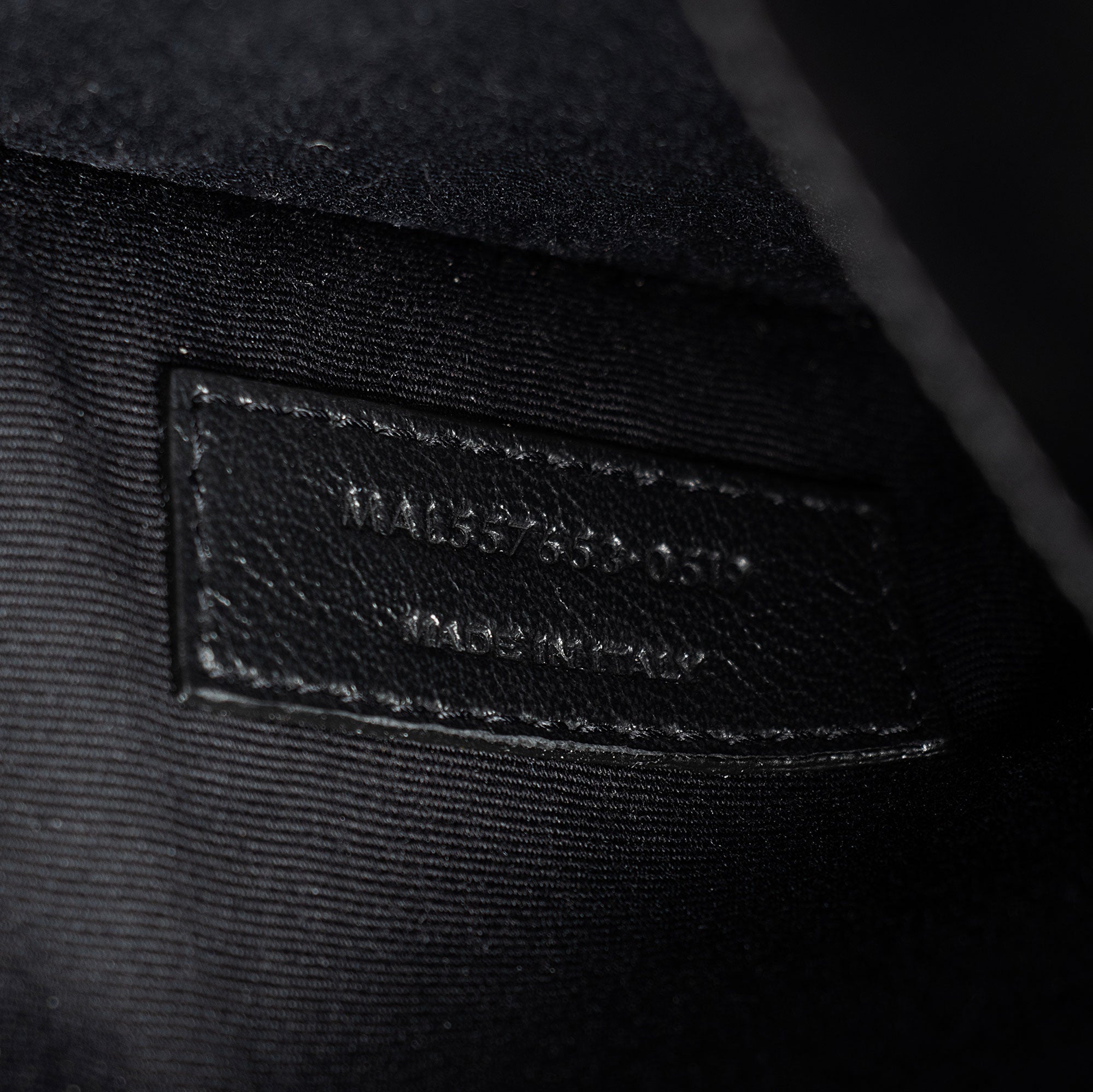 Saint Laurent Calfskin Monogram Uptown Medium Tote (SHF-GumjsZ)