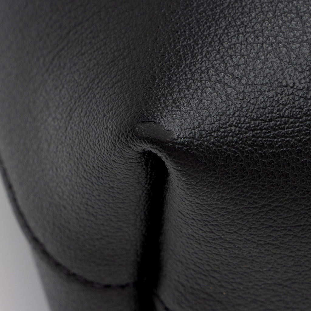 Saint Laurent Calfskin Toy Shopping Tote (SHF-v5wS8m)