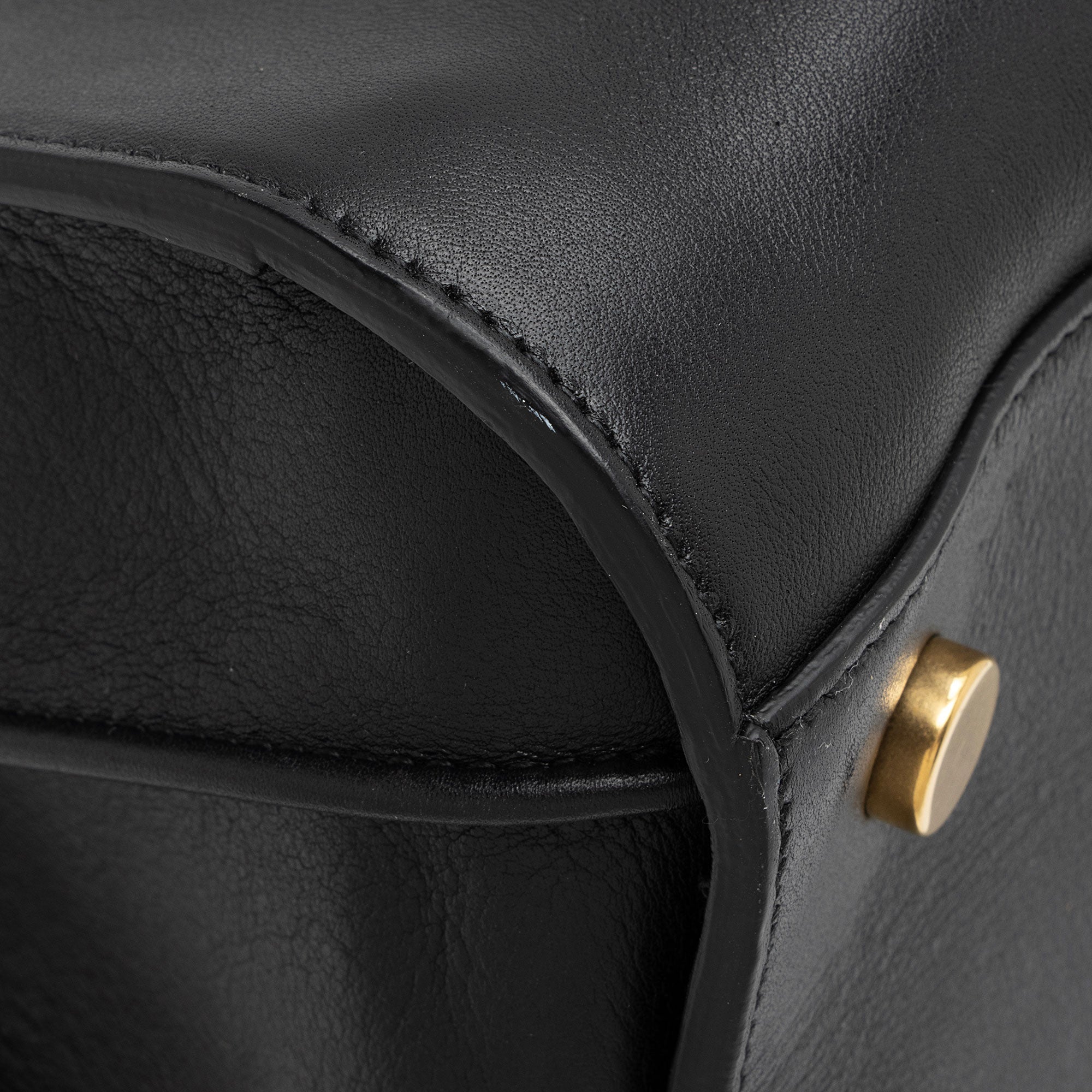 Saint Laurent Classic Calfskin Large Sac De Jour Tote (SHF-bynEkD)