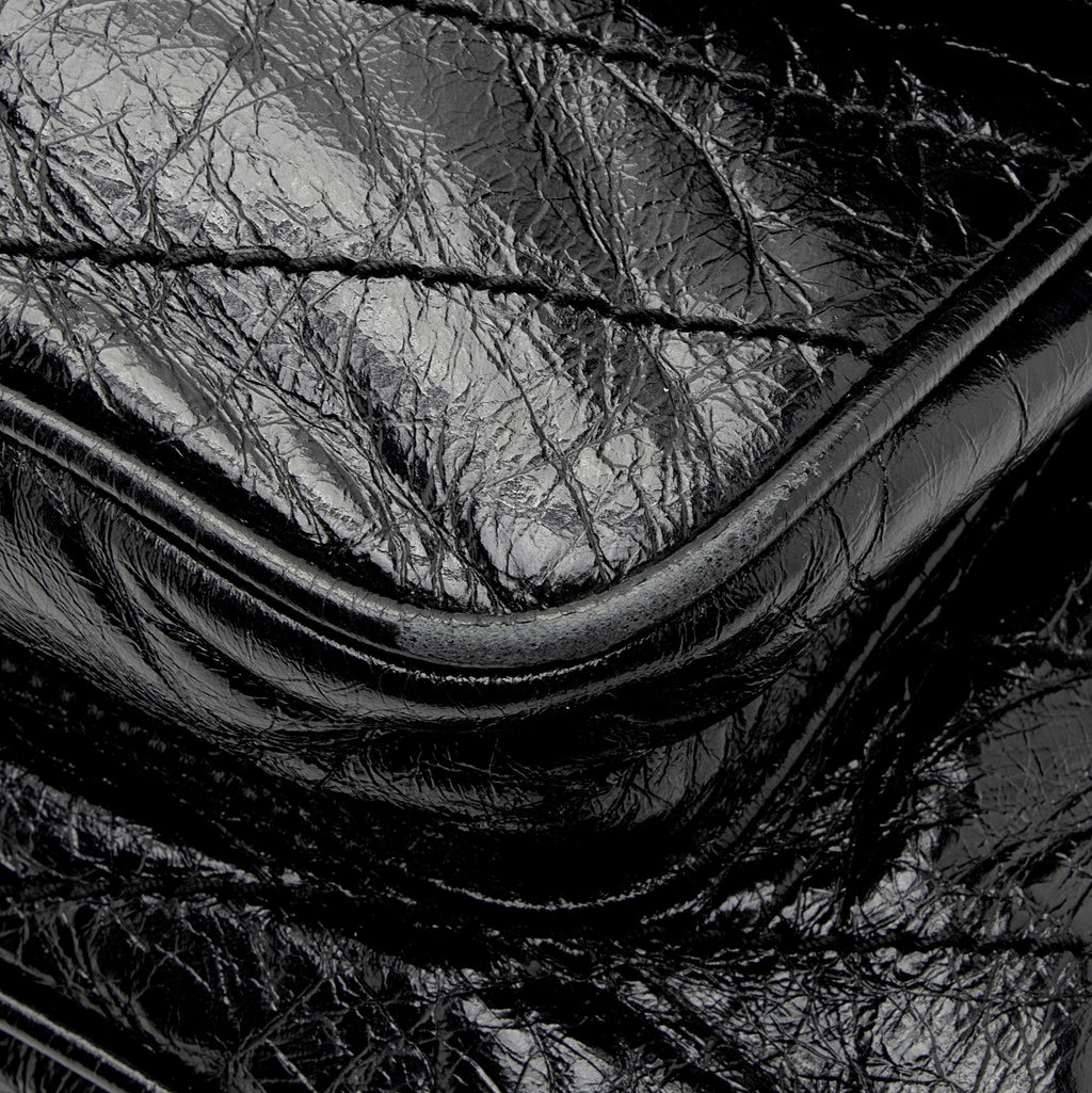 Saint Laurent Crinkled Calfskin Monogram Niki Large Shoulder Bag (SHF-0VXkR6)