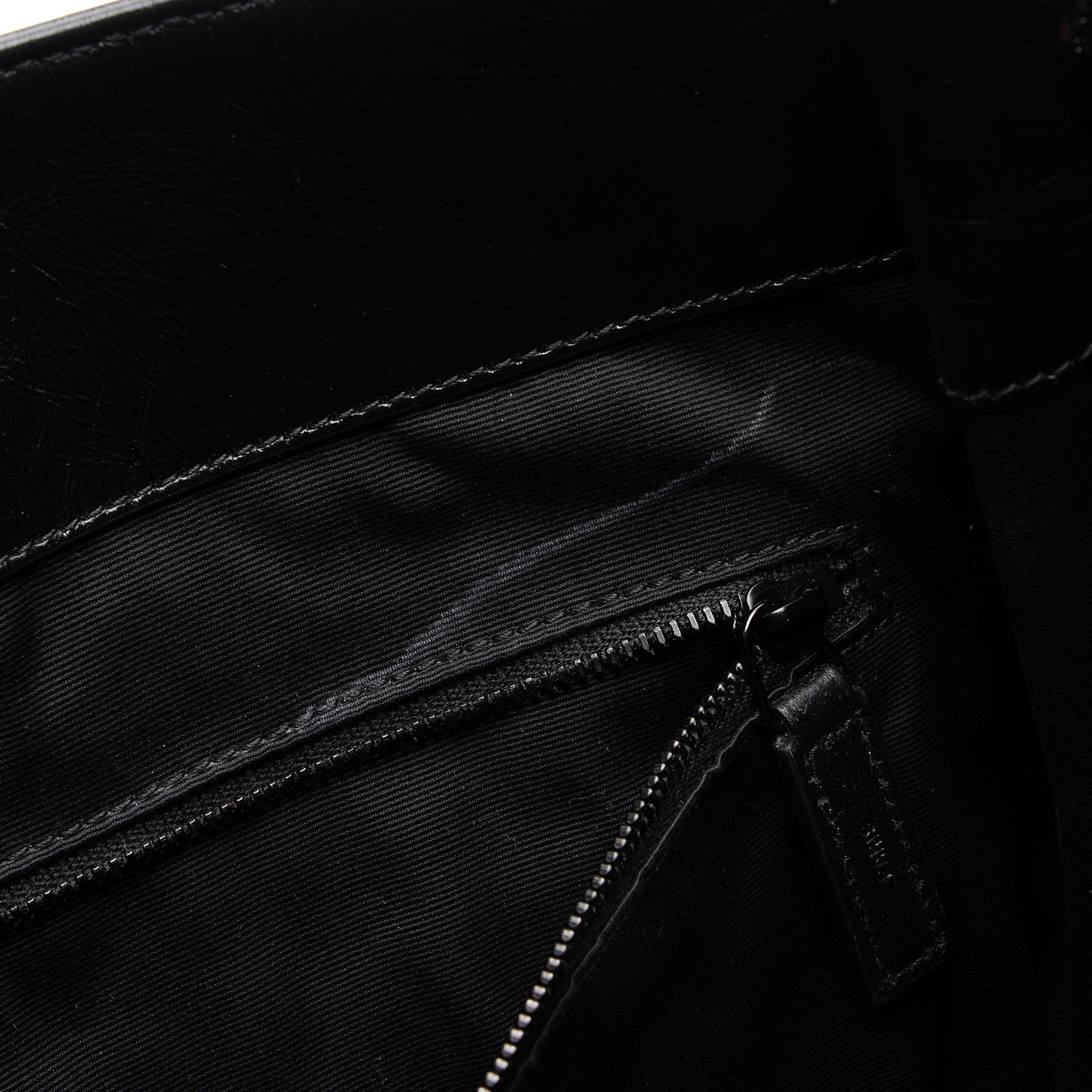Saint Laurent Crinkled Calfskin Monogram Niki Medium Shopping Tote (SHF-HoUdcp)